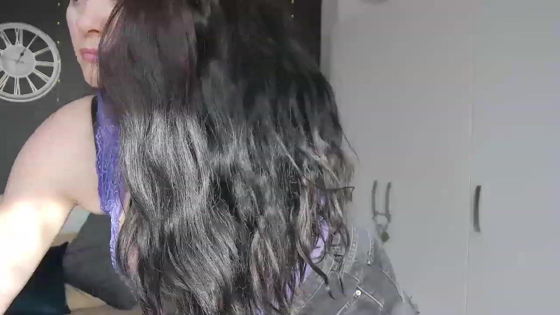 Gallery image thumbnail from ForeverChic's myfreecams stream on, 12/12/2022, 11:03 image 9 of 20