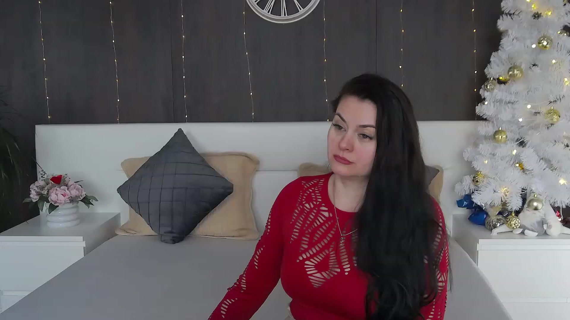 Gallery image thumbnail from ForeverChic's myfreecams stream on, 12/20/2022, 12:24 image 10 of 20