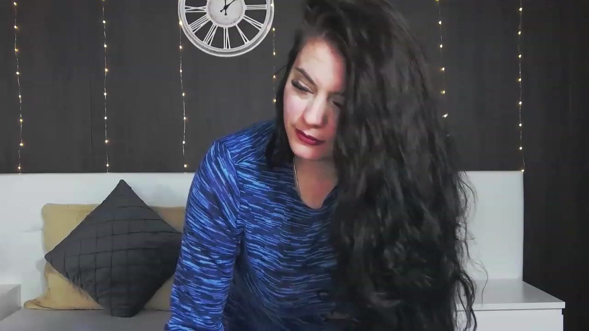 Gallery image thumbnail from ForeverChic's myfreecams stream on, 01/09/2023, 07:23 image 12 of 20