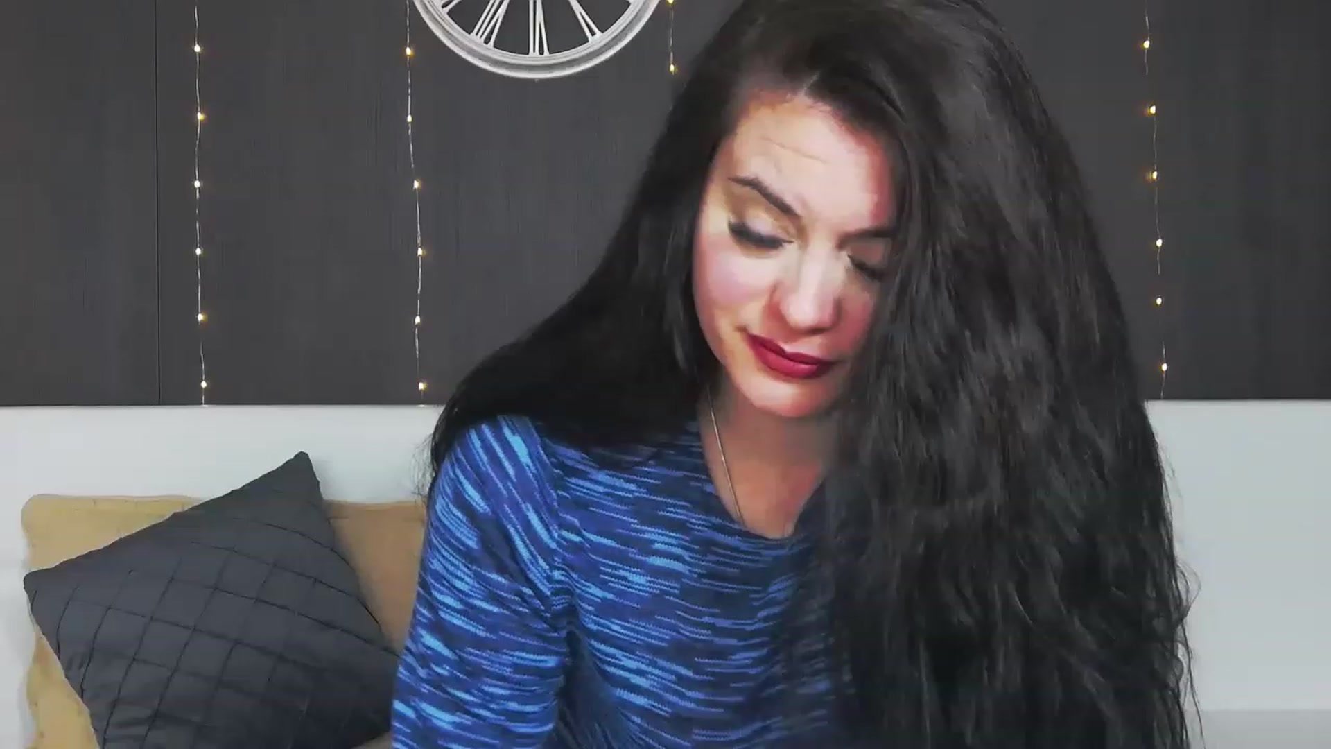 Gallery image thumbnail from ForeverChic's myfreecams stream on, 01/09/2023, 08:59 image 2 of 20