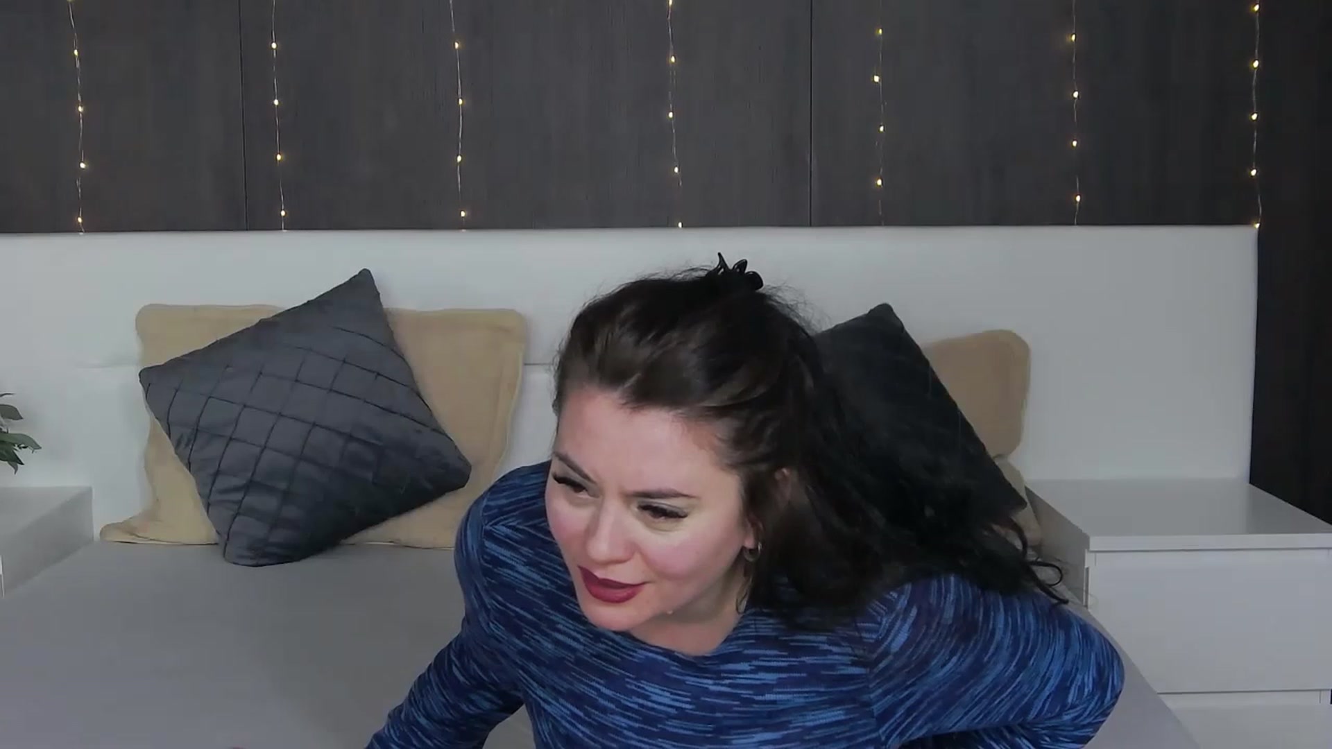 Gallery image thumbnail from ForeverChic's myfreecams stream on, 01/09/2023, 08:59 image 9 of 20