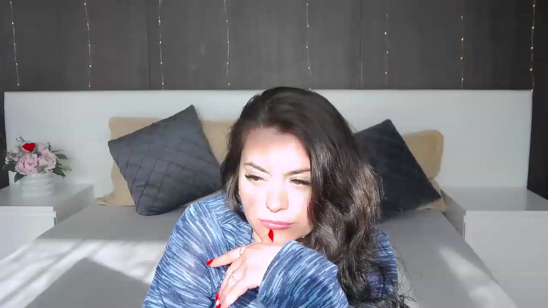 Gallery image thumbnail from ForeverChic's myfreecams stream on, 01/09/2023, 10:52 image 6 of 20