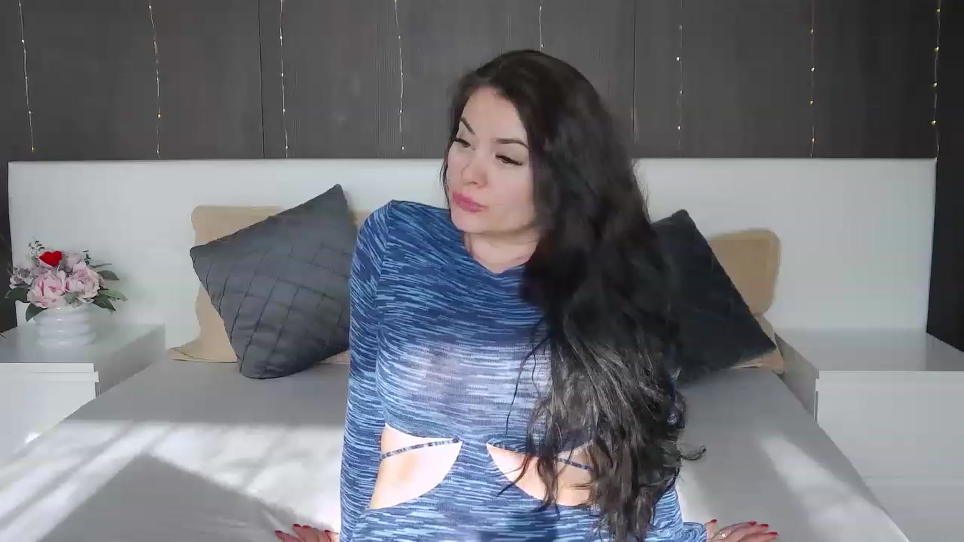 Gallery image thumbnail from ForeverChic's myfreecams stream on, 01/09/2023, 10:52 image 5 of 20