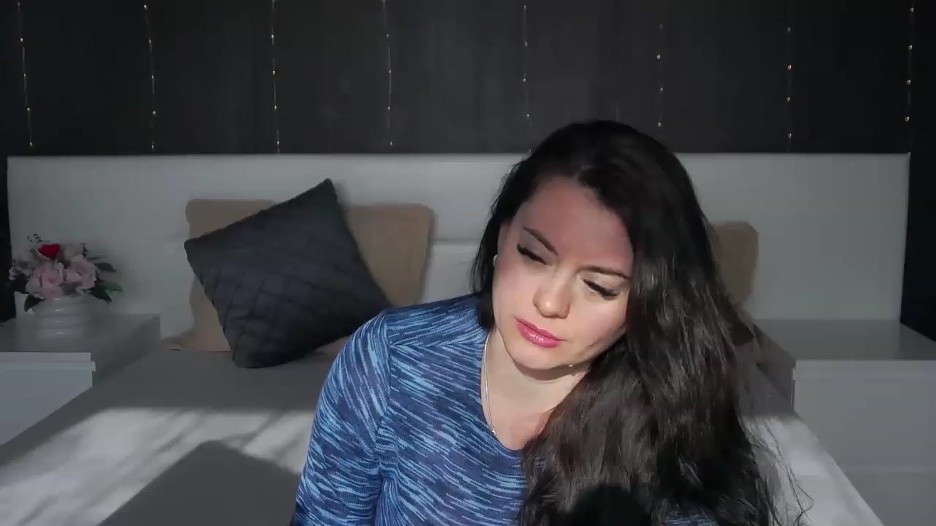 Gallery image thumbnail from ForeverChic's myfreecams stream on, 01/09/2023, 10:52 image 18 of 20
