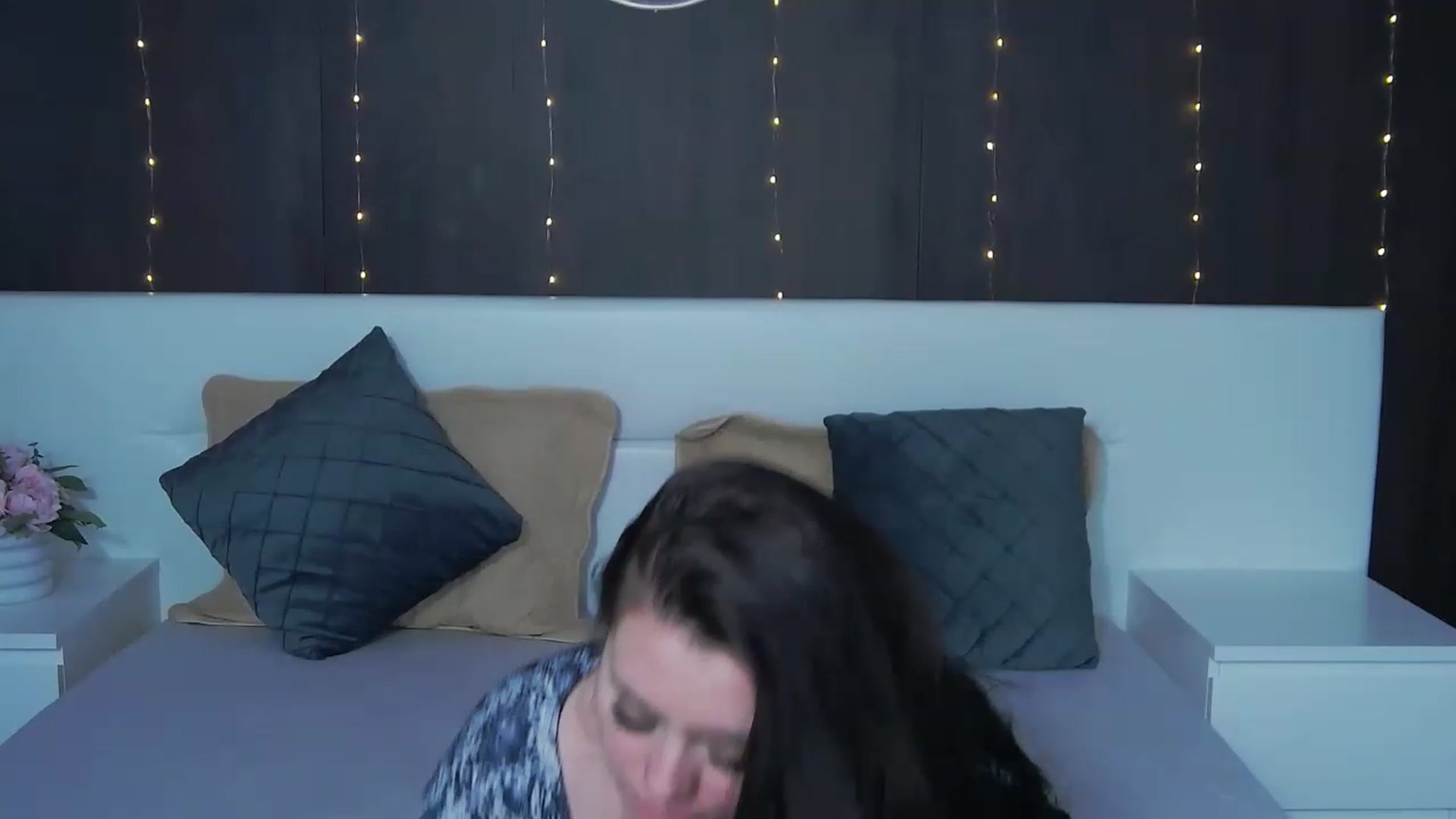 Gallery image thumbnail from ForeverChic's myfreecams stream on, 01/10/2023, 12:03 image 13 of 20