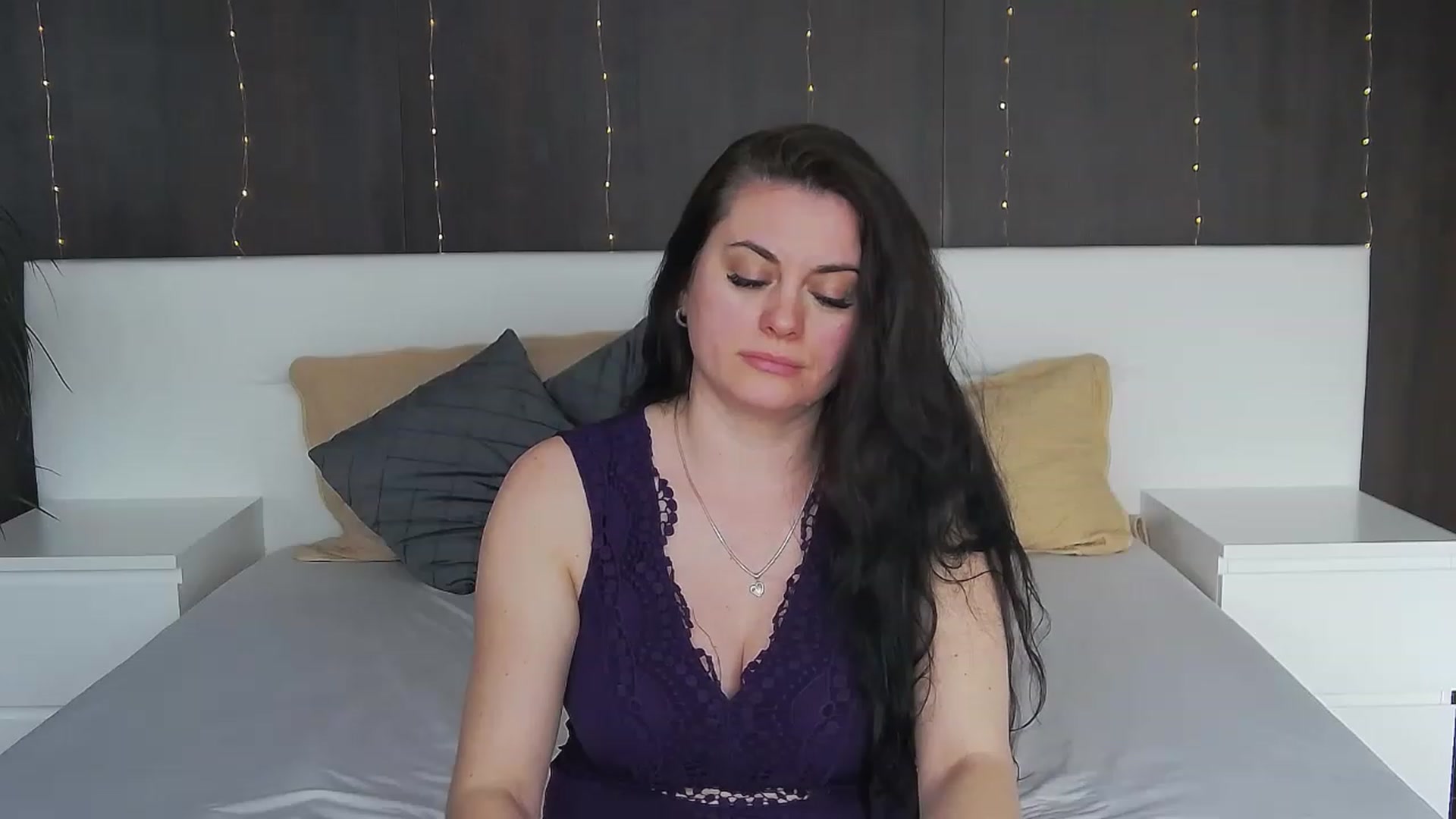 Gallery image thumbnail from ForeverChic's myfreecams stream on, 01/19/2023, 12:50 image 1 of 20