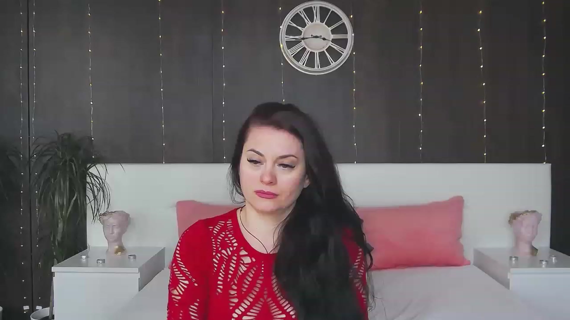 Gallery image thumbnail from ForeverChic's myfreecams stream on, 02/14/2023, 07:32 image 7 of 20