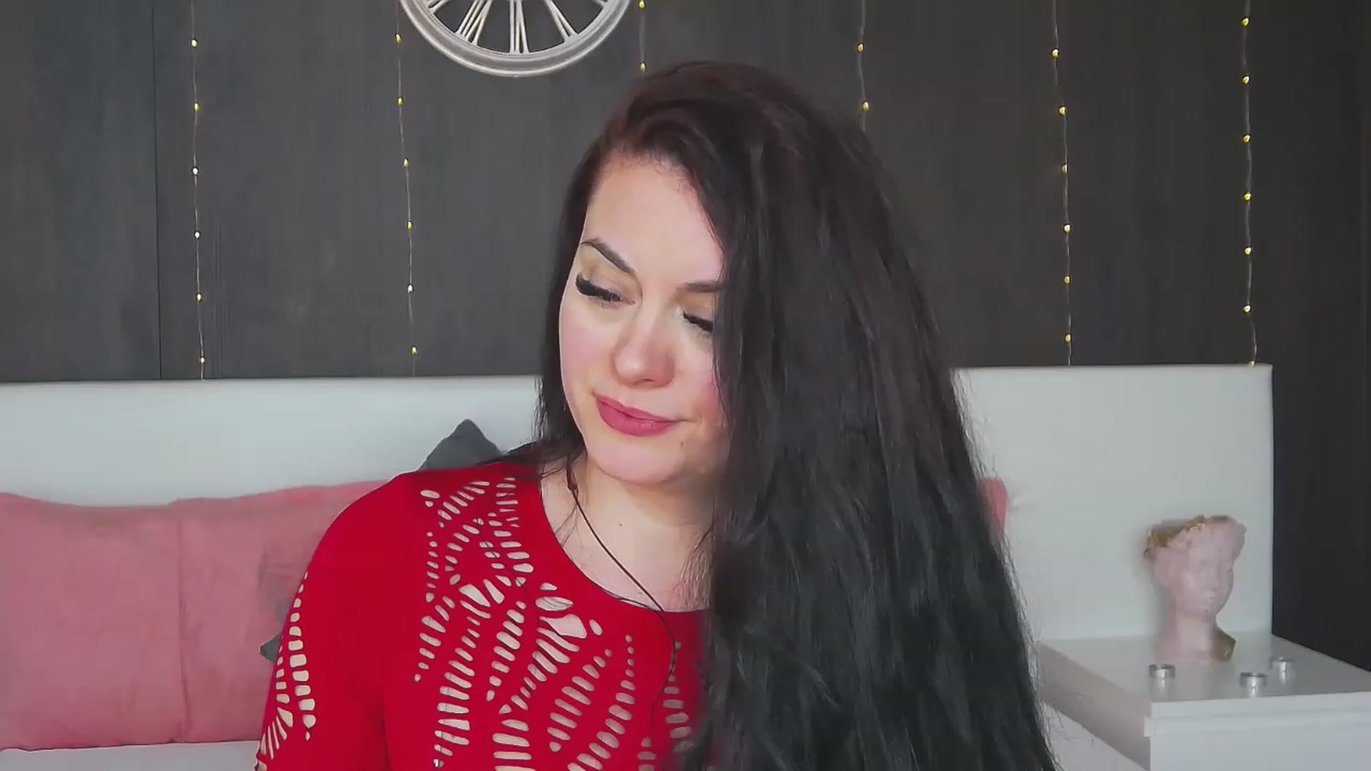 Gallery image thumbnail from ForeverChic's myfreecams stream on, 02/14/2023, 09:18 image 1 of 20