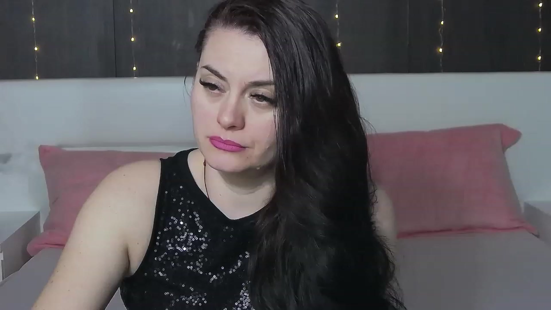Gallery image thumbnail from ForeverChic's myfreecams stream on, 02/25/2023, 11:57 image 6 of 20