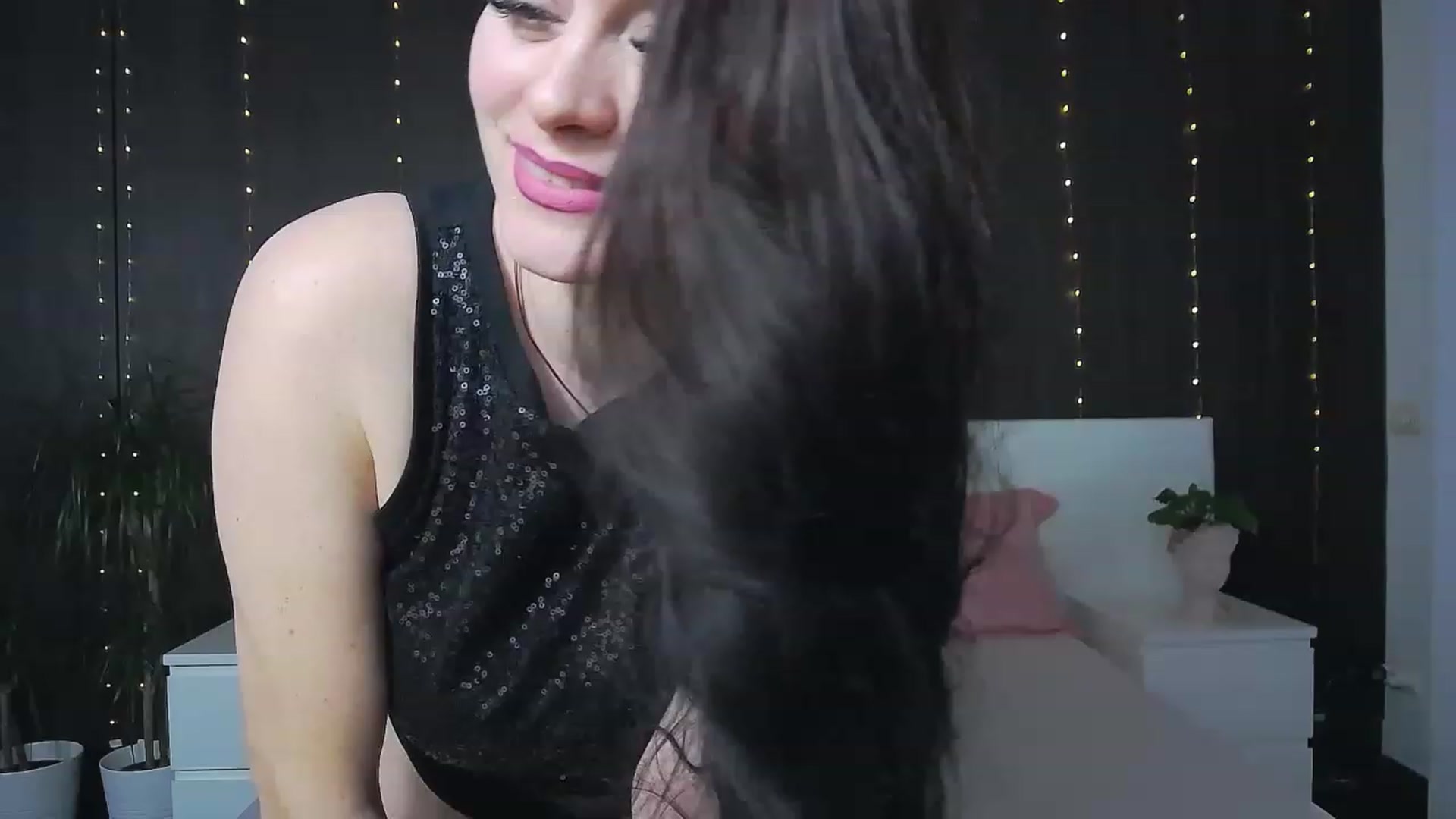 Gallery image thumbnail from ForeverChic's myfreecams stream on, 02/25/2023, 11:57 image 13 of 20
