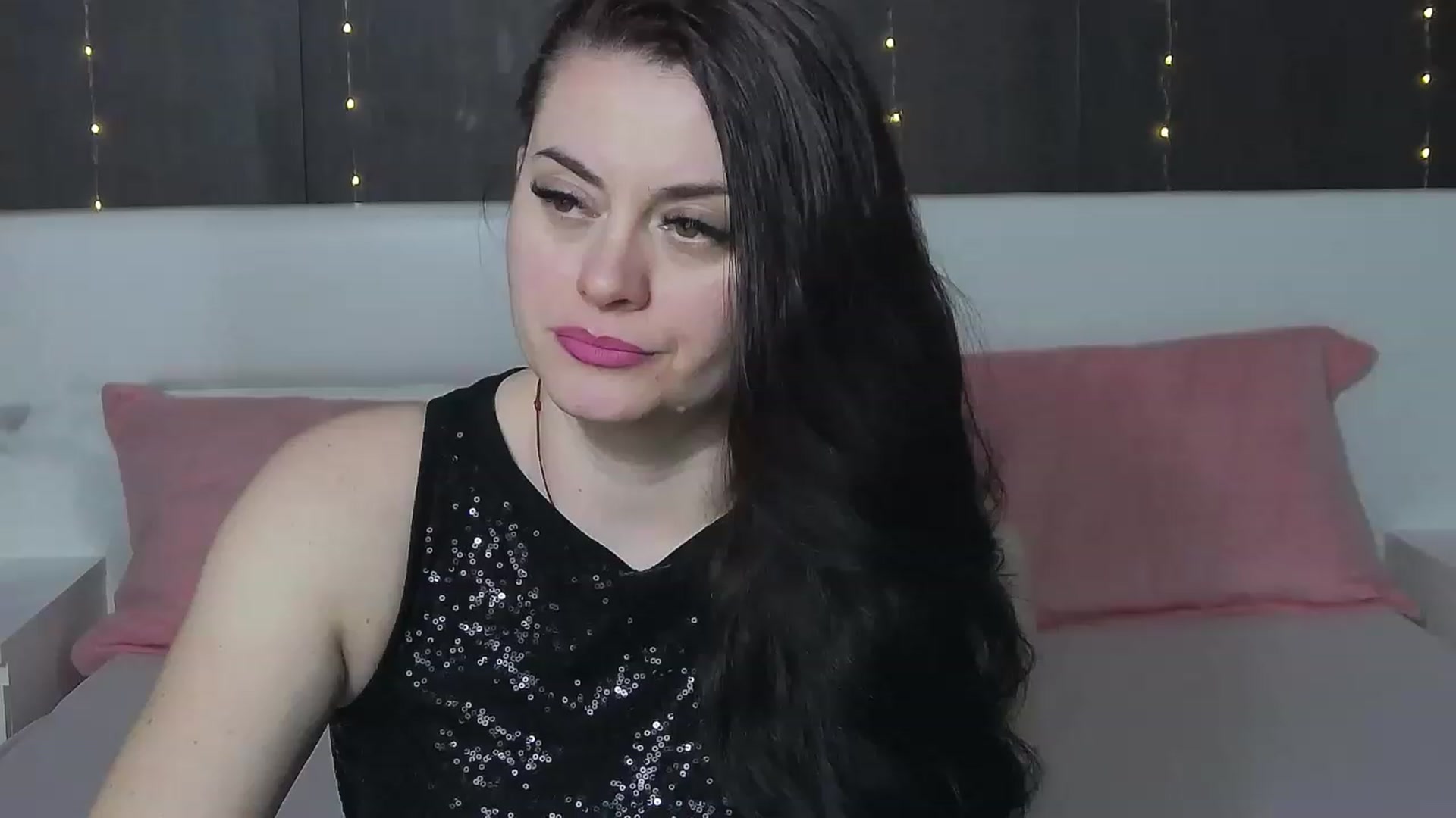 Gallery image thumbnail from ForeverChic's myfreecams stream on, 02/25/2023, 11:57 image 7 of 20
