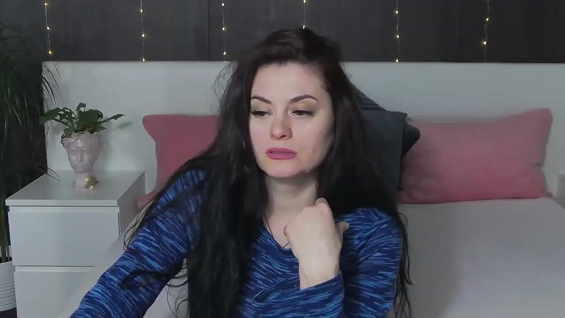 Gallery image thumbnail from ForeverChic's myfreecams stream on, 02/27/2023, 11:57 image 1 of 20