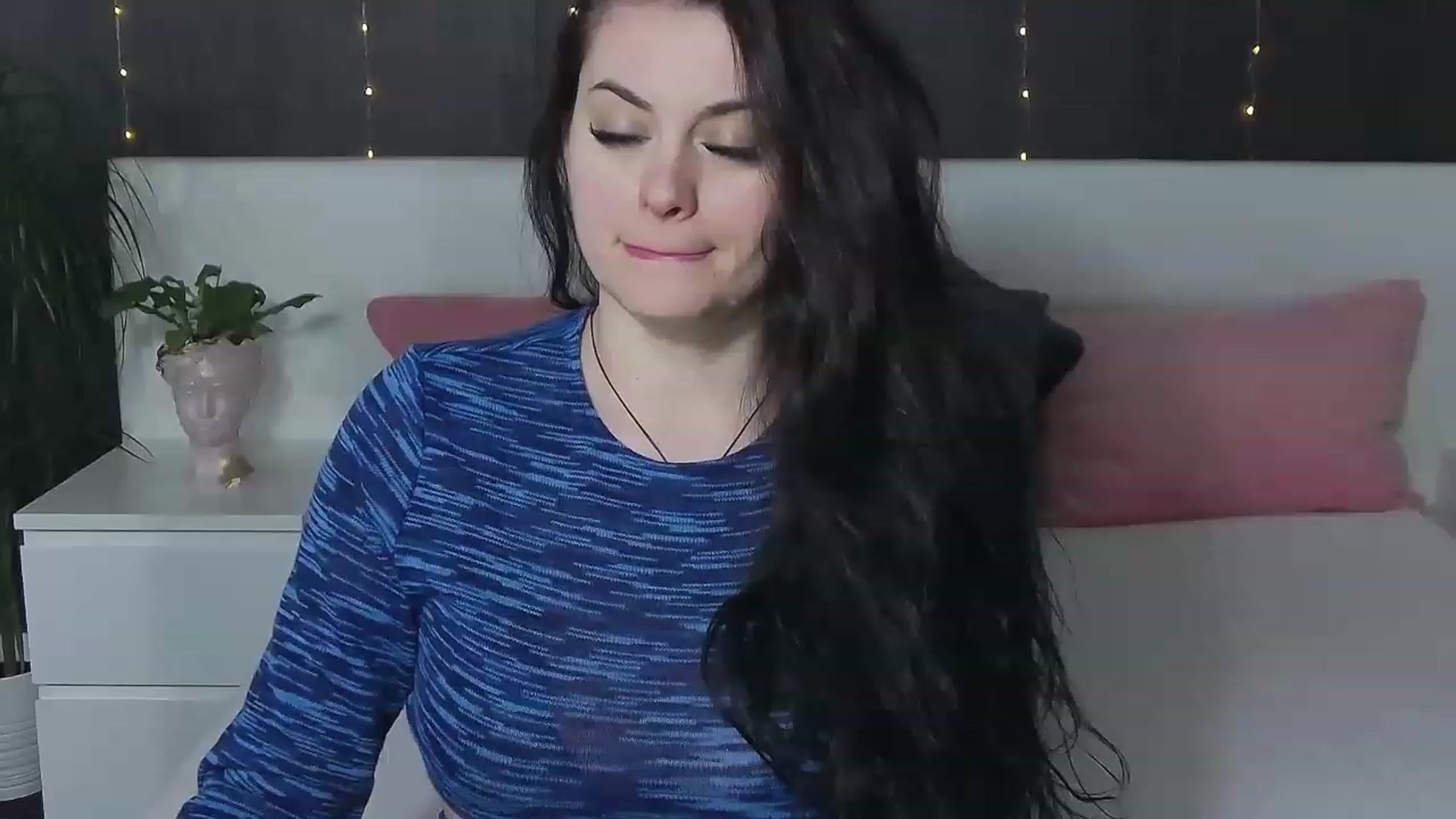 Gallery image thumbnail from ForeverChic's myfreecams stream on, 02/27/2023, 11:57 image 5 of 20