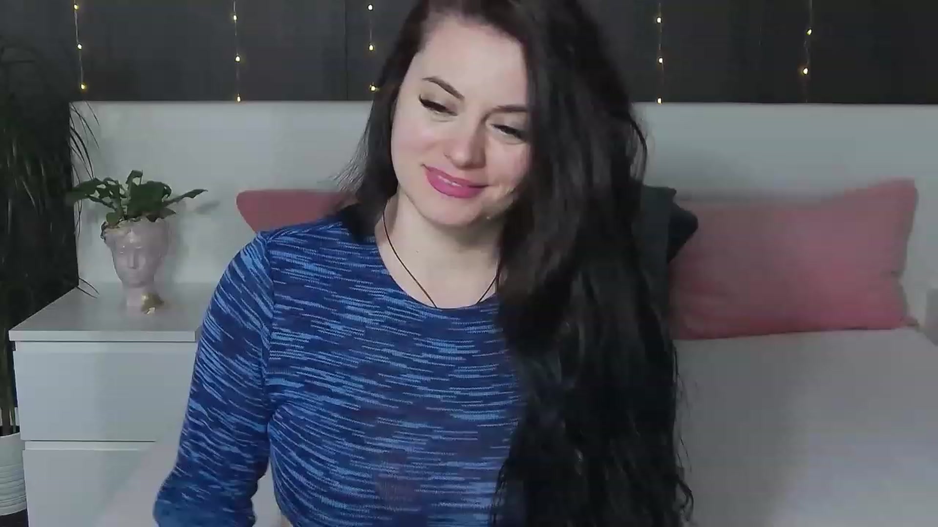 Gallery image thumbnail from ForeverChic's myfreecams stream on, 02/27/2023, 11:57 image 10 of 20