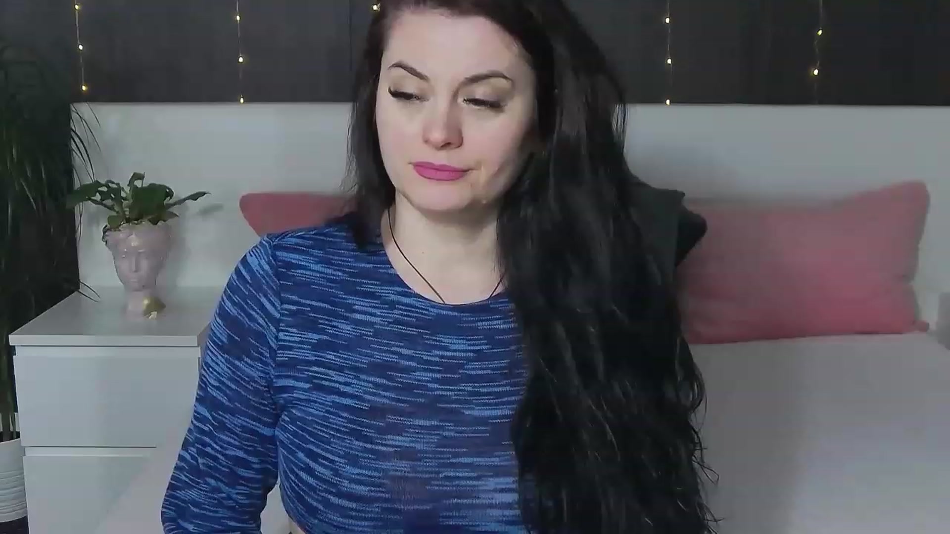 Gallery image thumbnail from ForeverChic's myfreecams stream on, 02/27/2023, 11:57 image 12 of 20