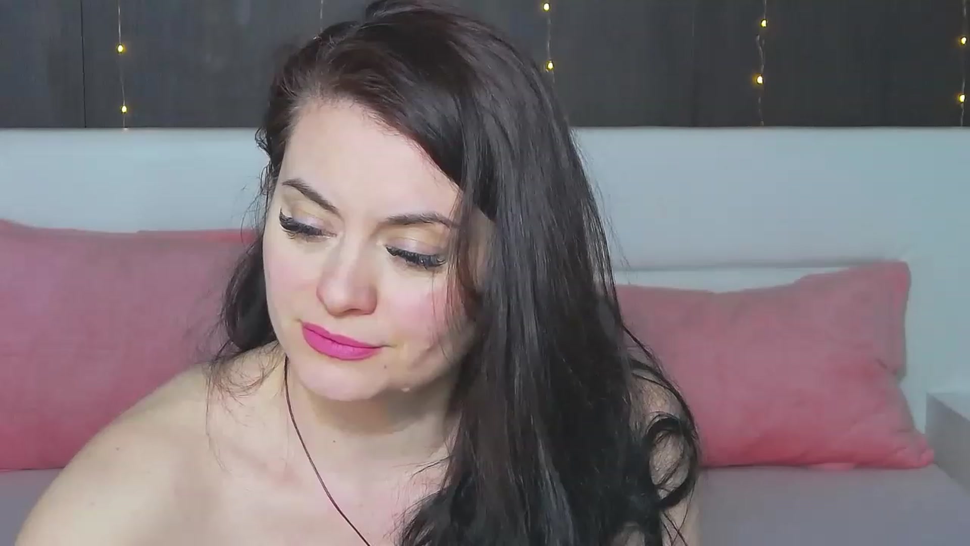 Gallery image thumbnail from ForeverChic's myfreecams stream on, 03/02/2023, 12:08 image 16 of 20