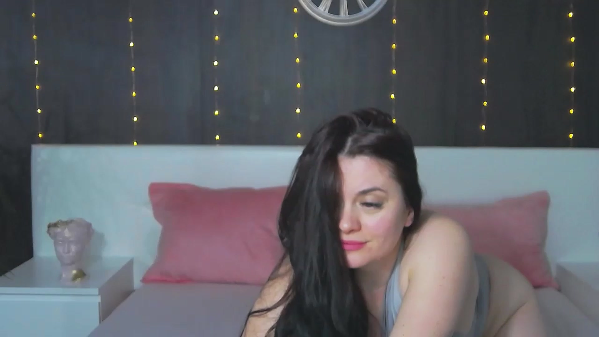 Gallery image thumbnail from ForeverChic's myfreecams stream on, 03/03/2023, 12:47 image 10 of 20
