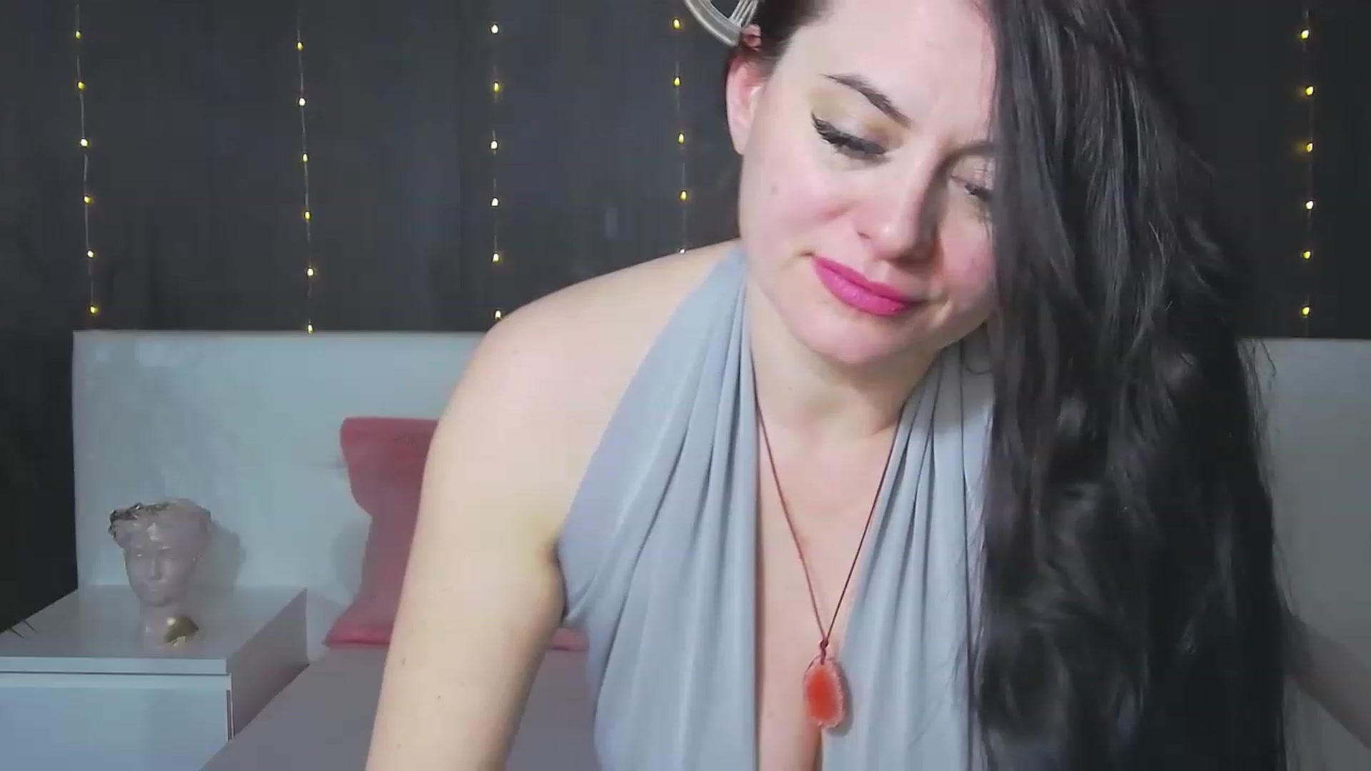 Gallery image thumbnail from ForeverChic's myfreecams stream on, 03/03/2023, 12:47 image 13 of 20