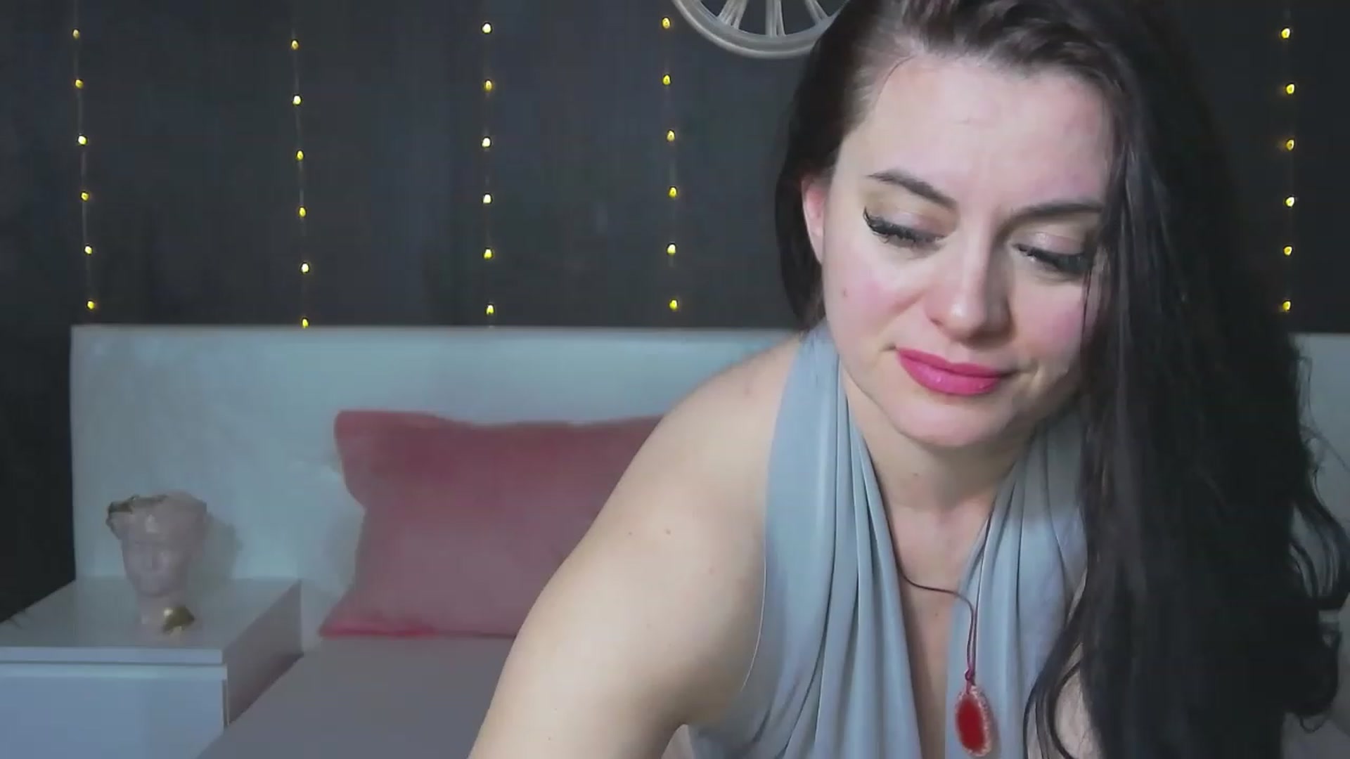 Gallery image thumbnail from ForeverChic's myfreecams stream on, 03/03/2023, 12:47 image 14 of 20