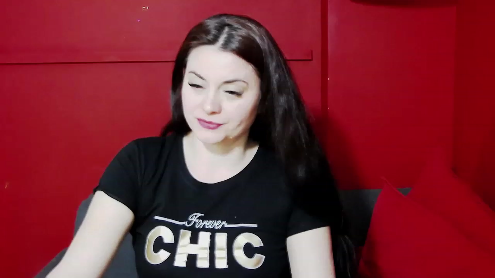 Gallery image thumbnail from ForeverChic's myfreecams stream on, 04/01/2023, 14:27 image 3 of 20