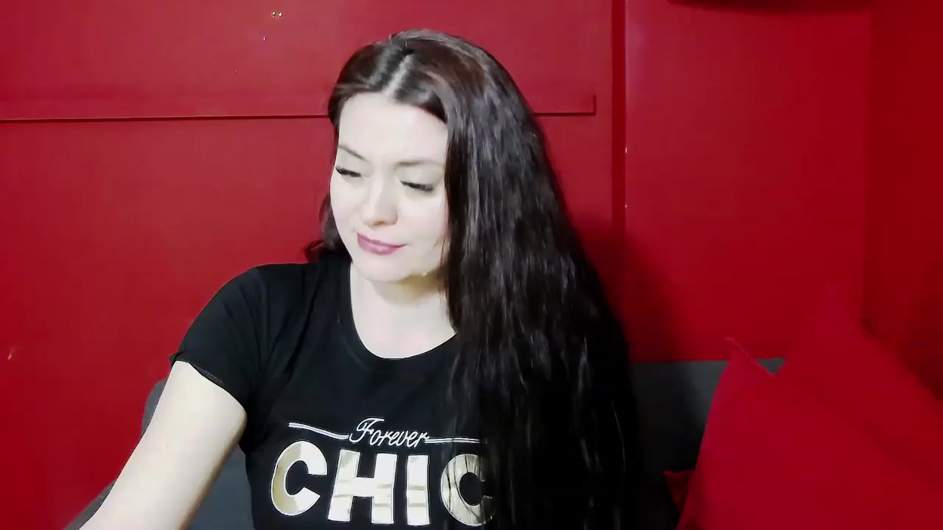 Gallery image thumbnail from ForeverChic's myfreecams stream on, 04/01/2023, 14:27 image 10 of 20
