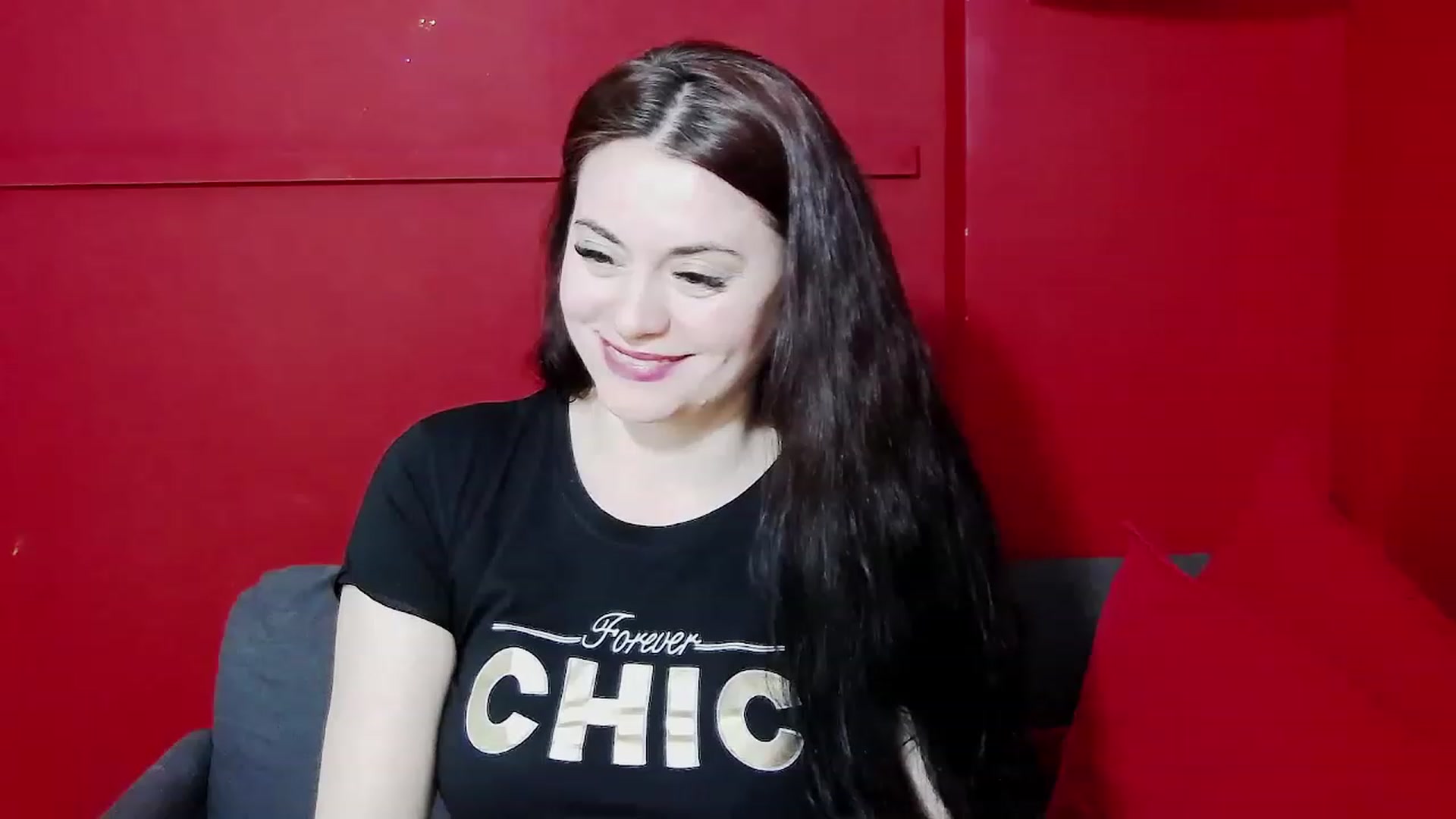 Gallery image thumbnail from ForeverChic's myfreecams stream on, 04/01/2023, 14:27 image 8 of 20