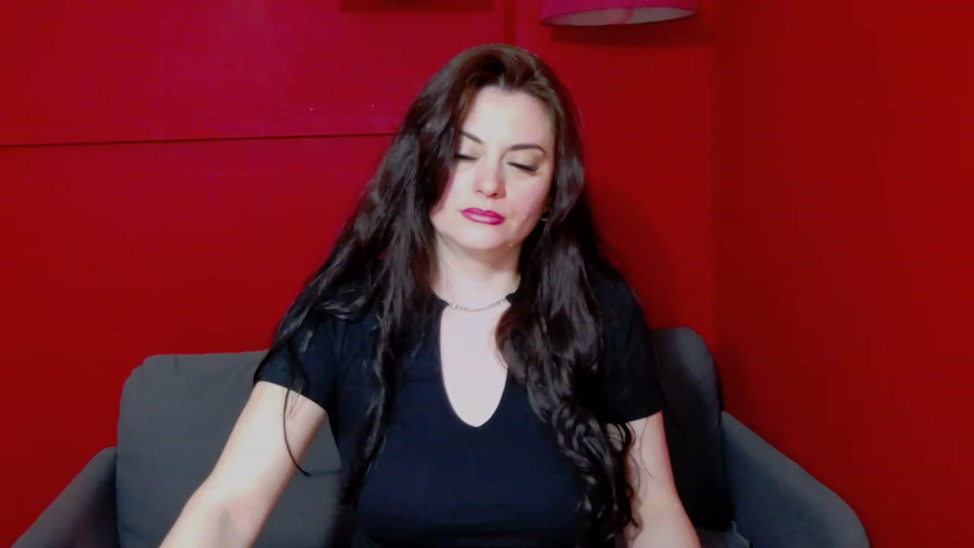 Gallery image thumbnail from ForeverChic's myfreecams stream on, 05/31/2023, 06:06 image 9 of 20