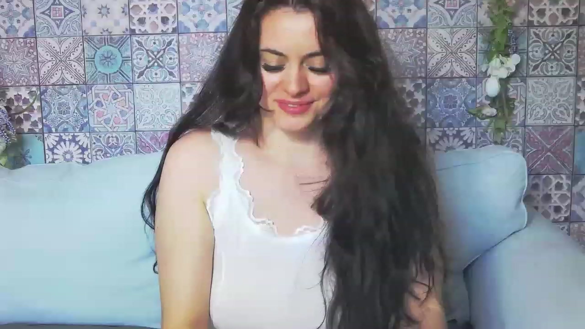 Gallery image thumbnail from ForeverChic's myfreecams stream on, 06/03/2023, 08:36 image 20 of 20