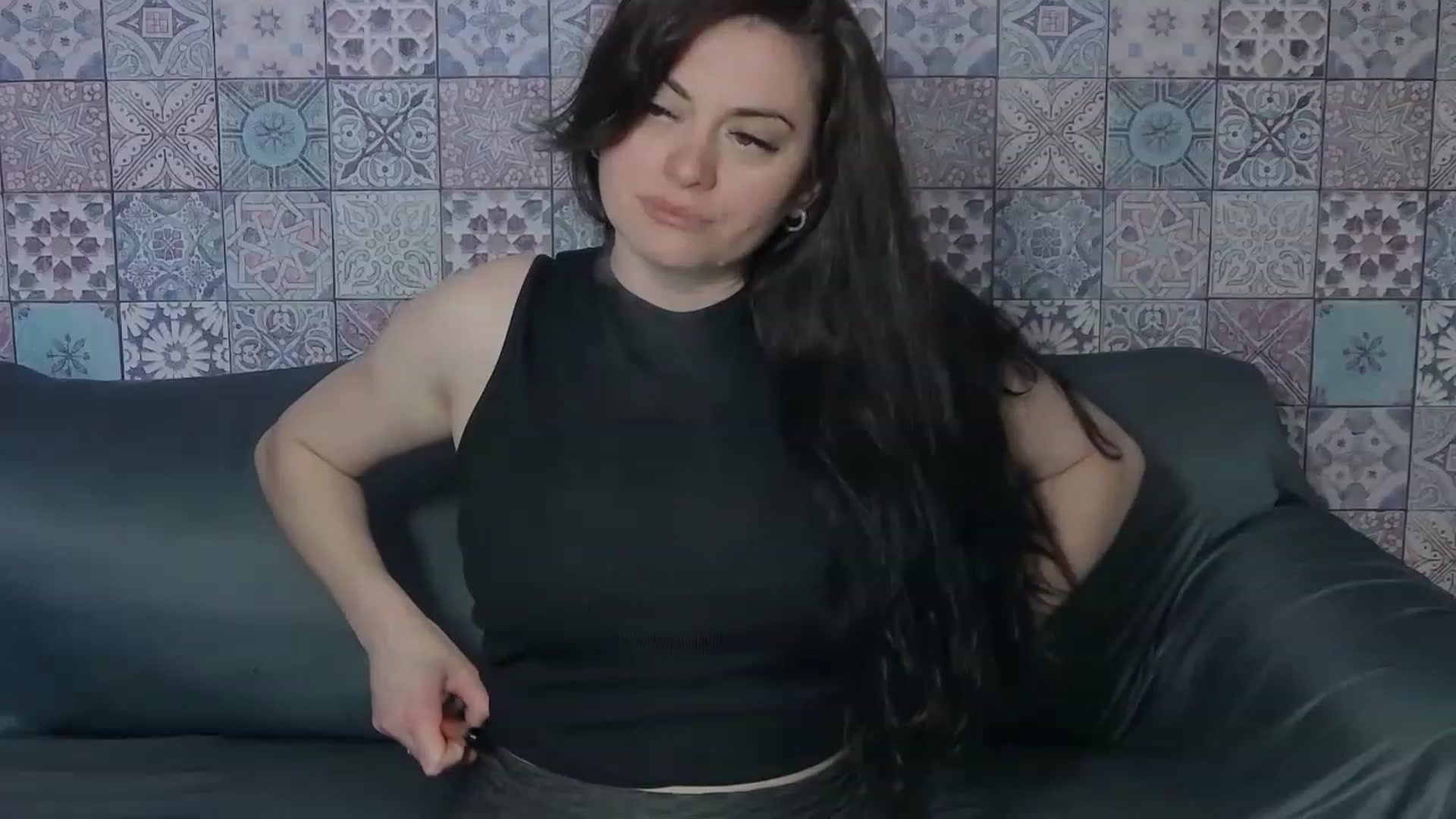Gallery image thumbnail from ForeverChic's myfreecams stream on, 06/08/2023, 08:01 image 10 of 20