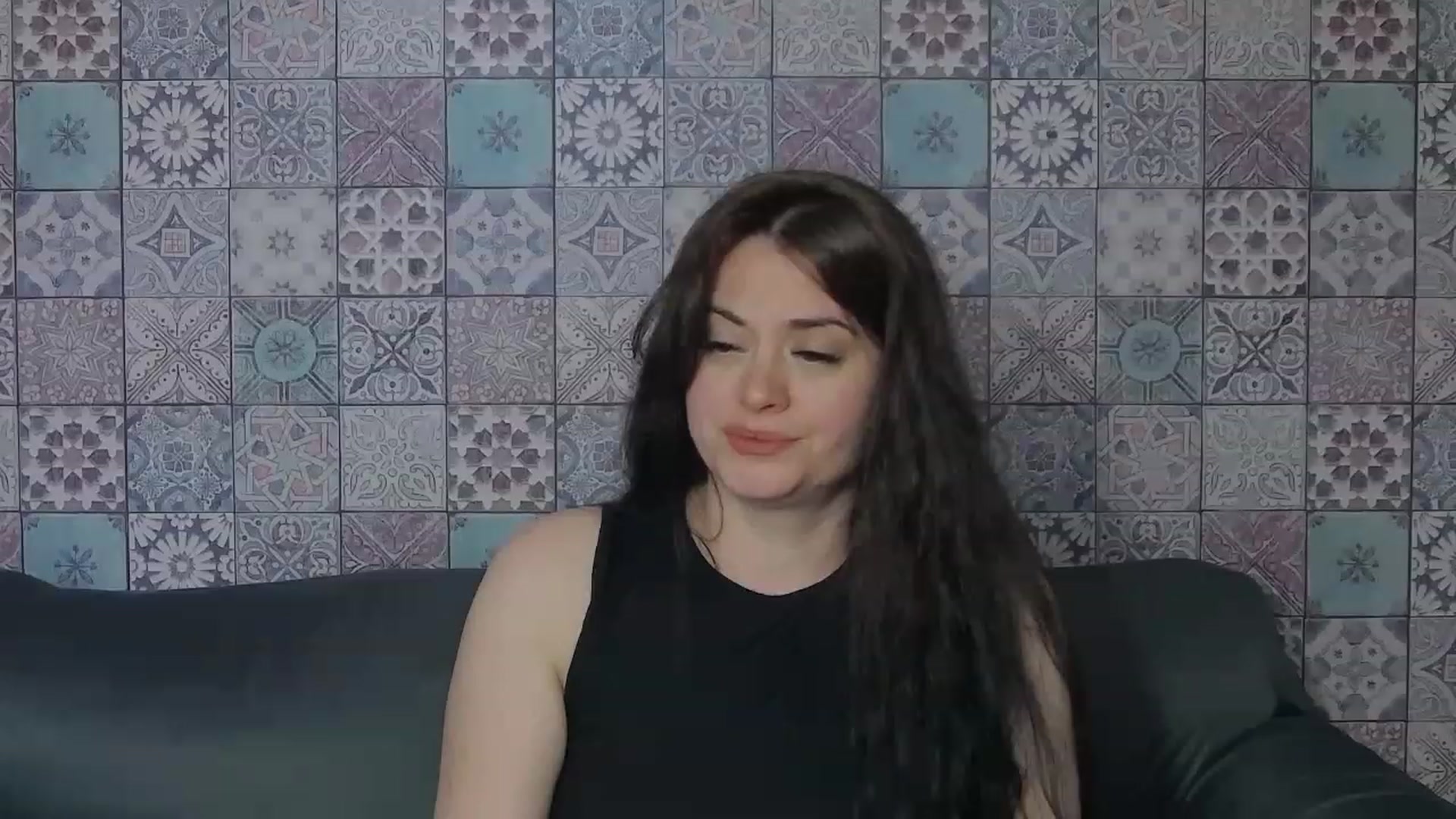 Gallery image thumbnail from ForeverChic's myfreecams stream on, 06/08/2023, 08:56 image 5 of 20