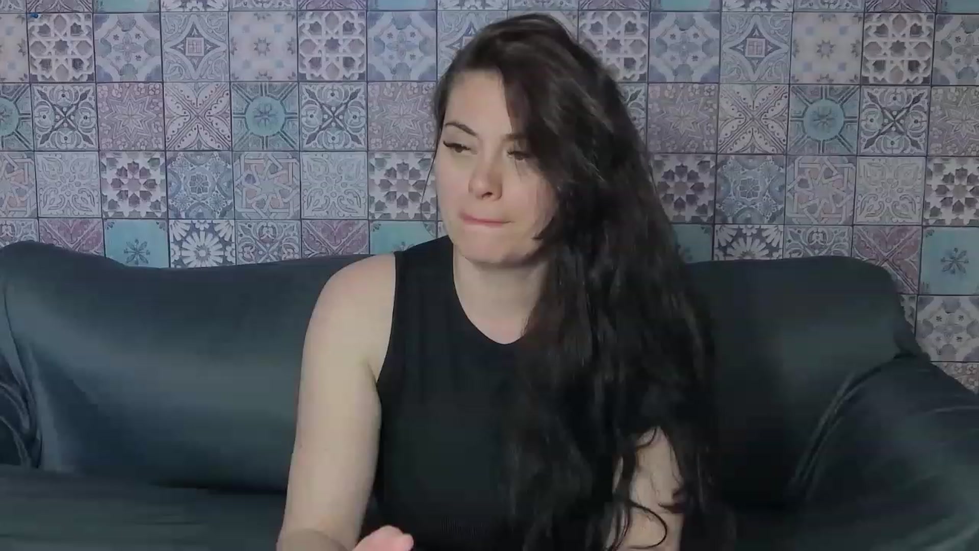 Gallery image thumbnail from ForeverChic's myfreecams stream on, 06/08/2023, 11:40 image 1 of 20