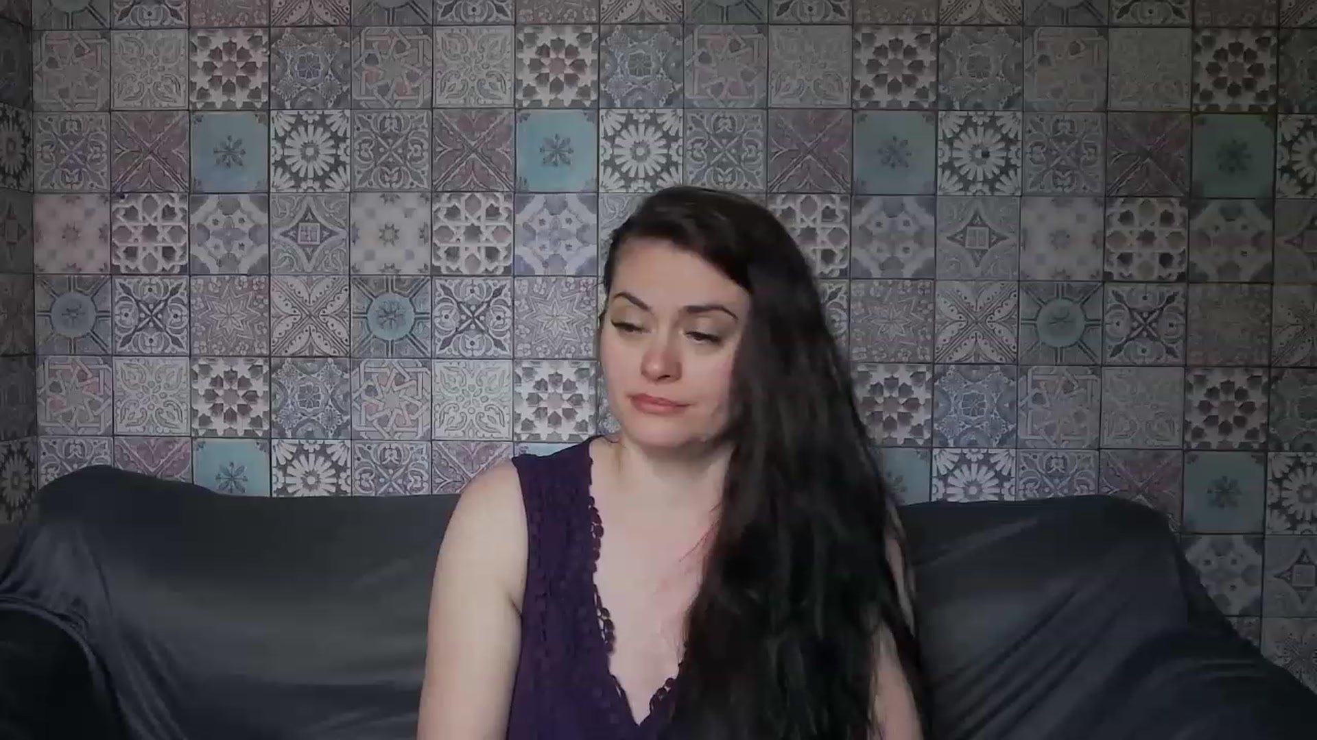 Gallery image thumbnail from ForeverChic's myfreecams stream on, 06/09/2023, 08:20 image 11 of 20