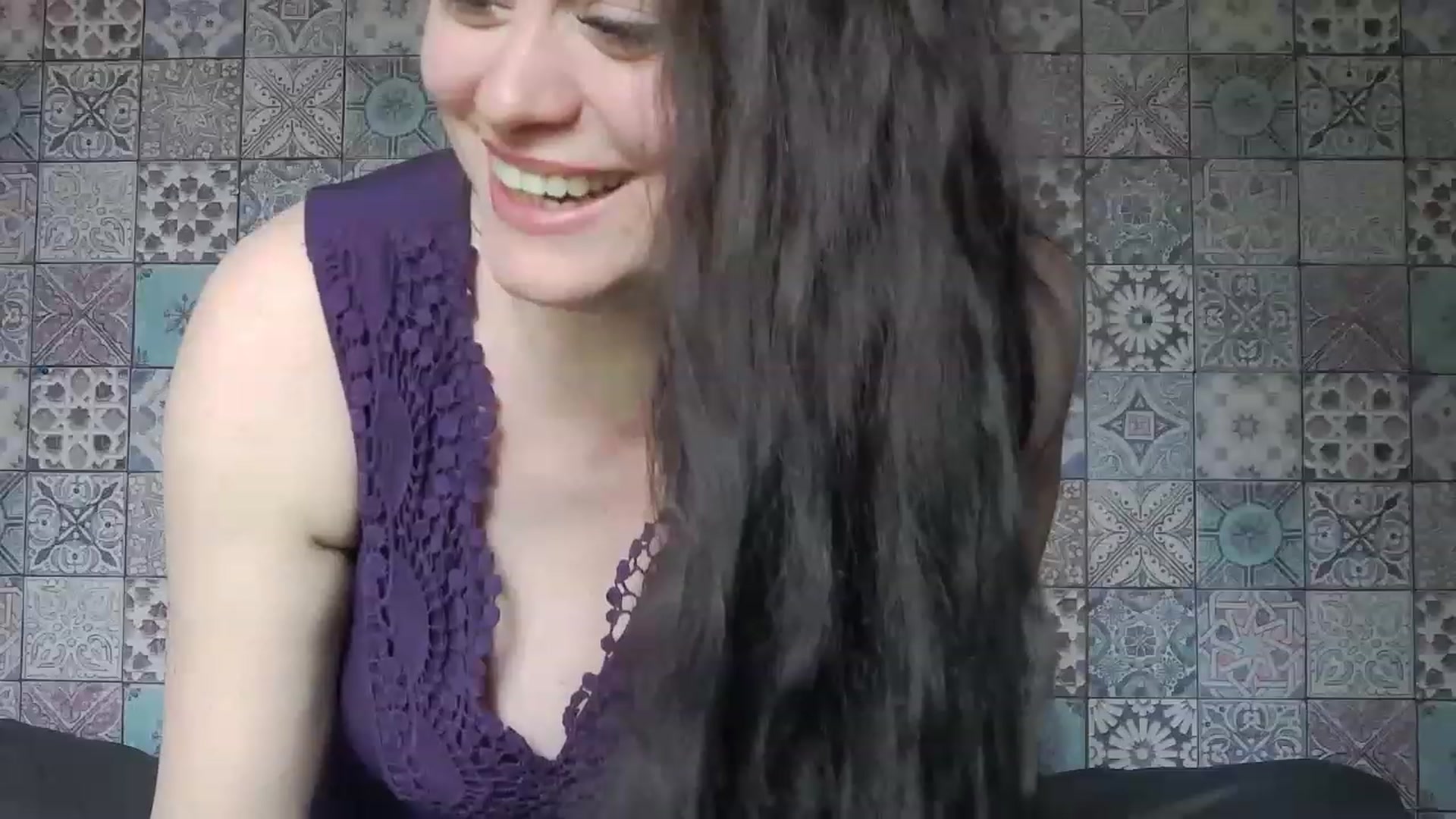 Gallery image thumbnail from ForeverChic's myfreecams stream on, 06/09/2023, 08:20 image 6 of 20