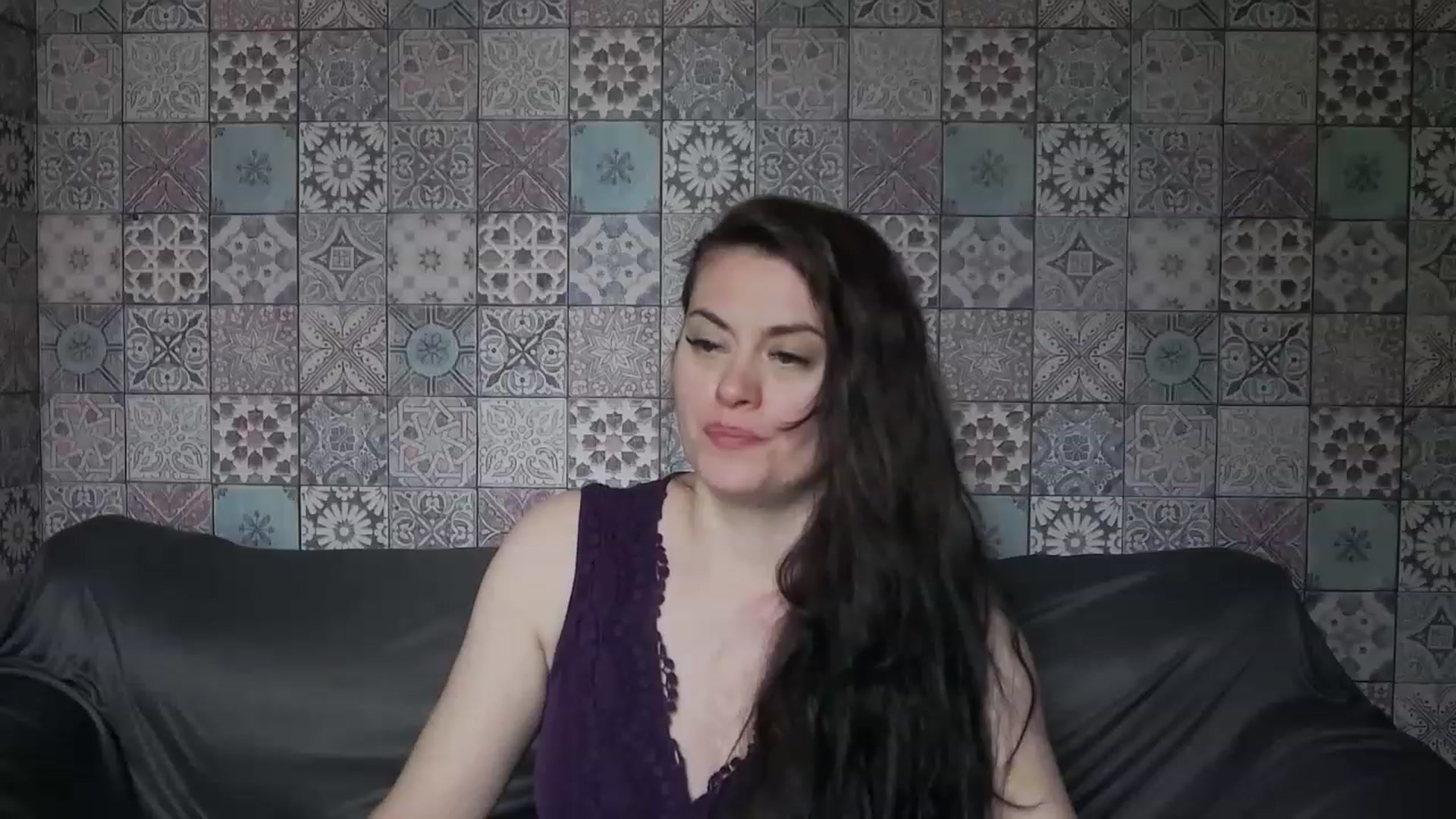 Gallery image thumbnail from ForeverChic's myfreecams stream on, 06/09/2023, 08:20 image 8 of 20