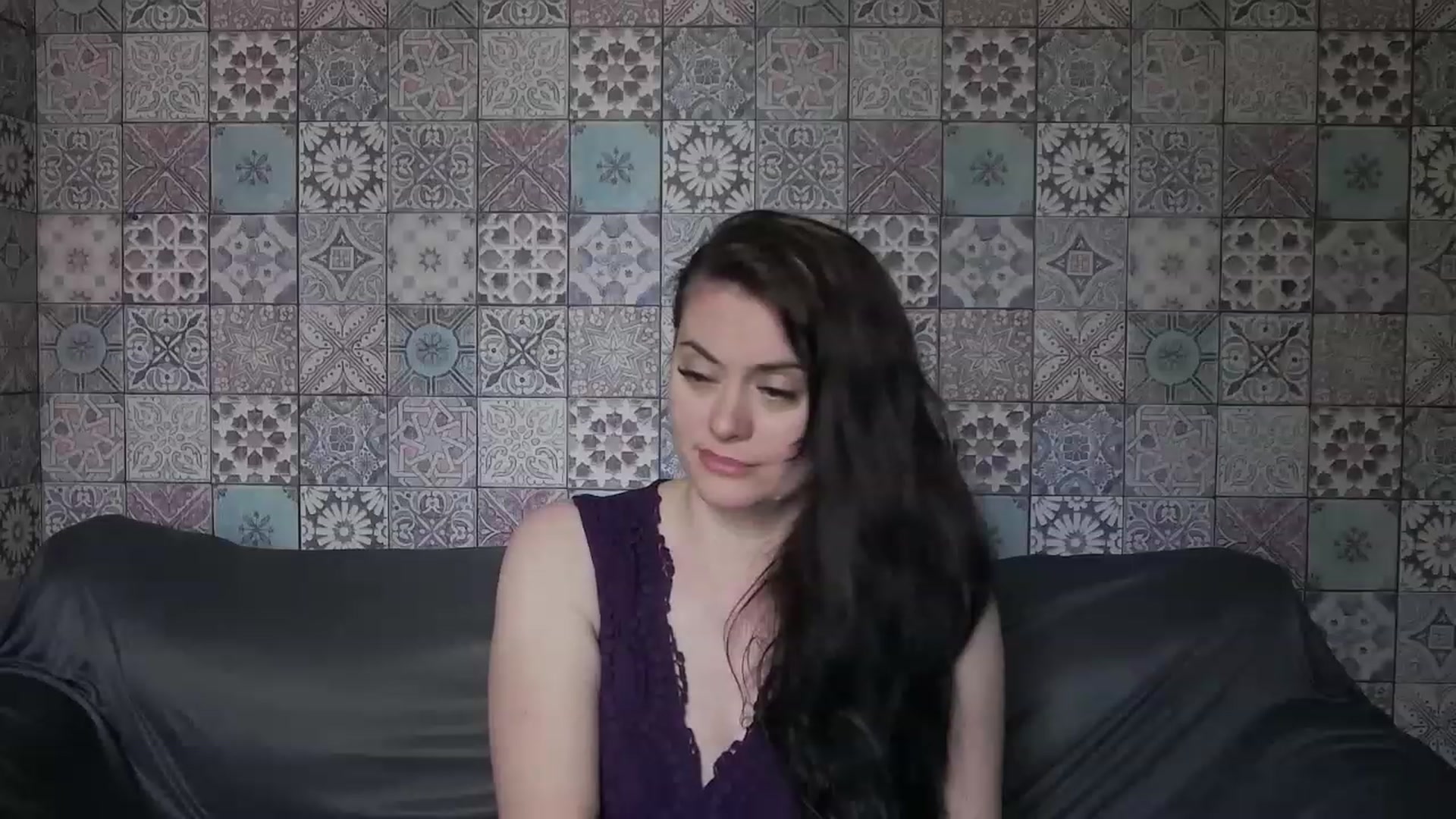 Gallery image thumbnail from ForeverChic's myfreecams stream on, 06/09/2023, 08:20 image 17 of 20