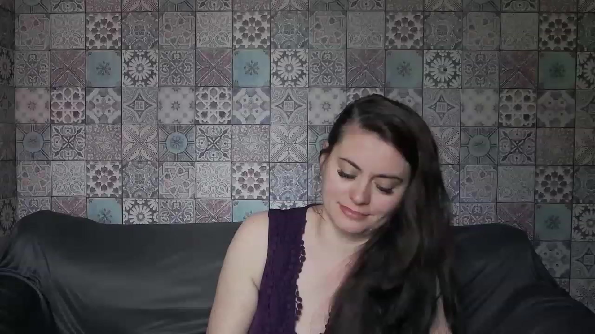 Gallery image thumbnail from ForeverChic's myfreecams stream on, 06/09/2023, 08:20 image 10 of 20