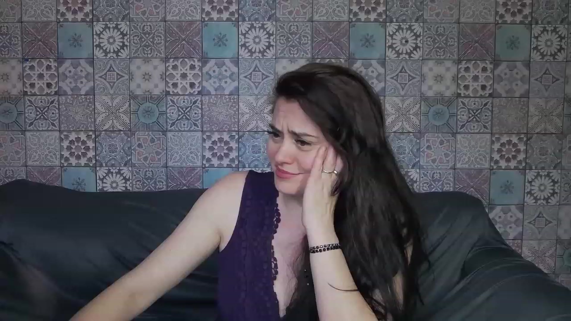 Gallery image thumbnail from ForeverChic's myfreecams stream on, 06/09/2023, 10:18 image 18 of 20