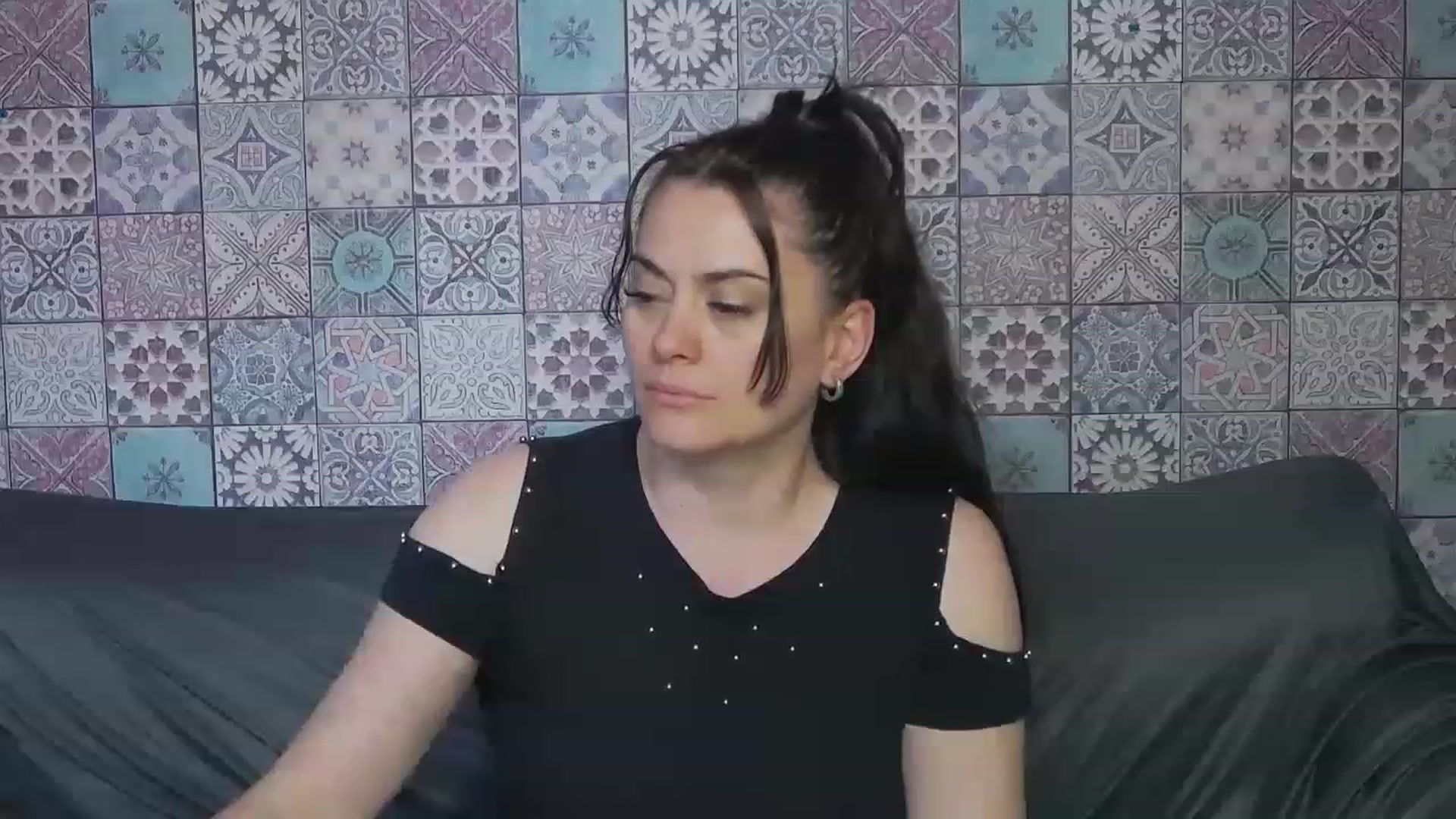 Gallery image thumbnail from ForeverChic's myfreecams stream on, 06/15/2023, 10:11 image 13 of 20