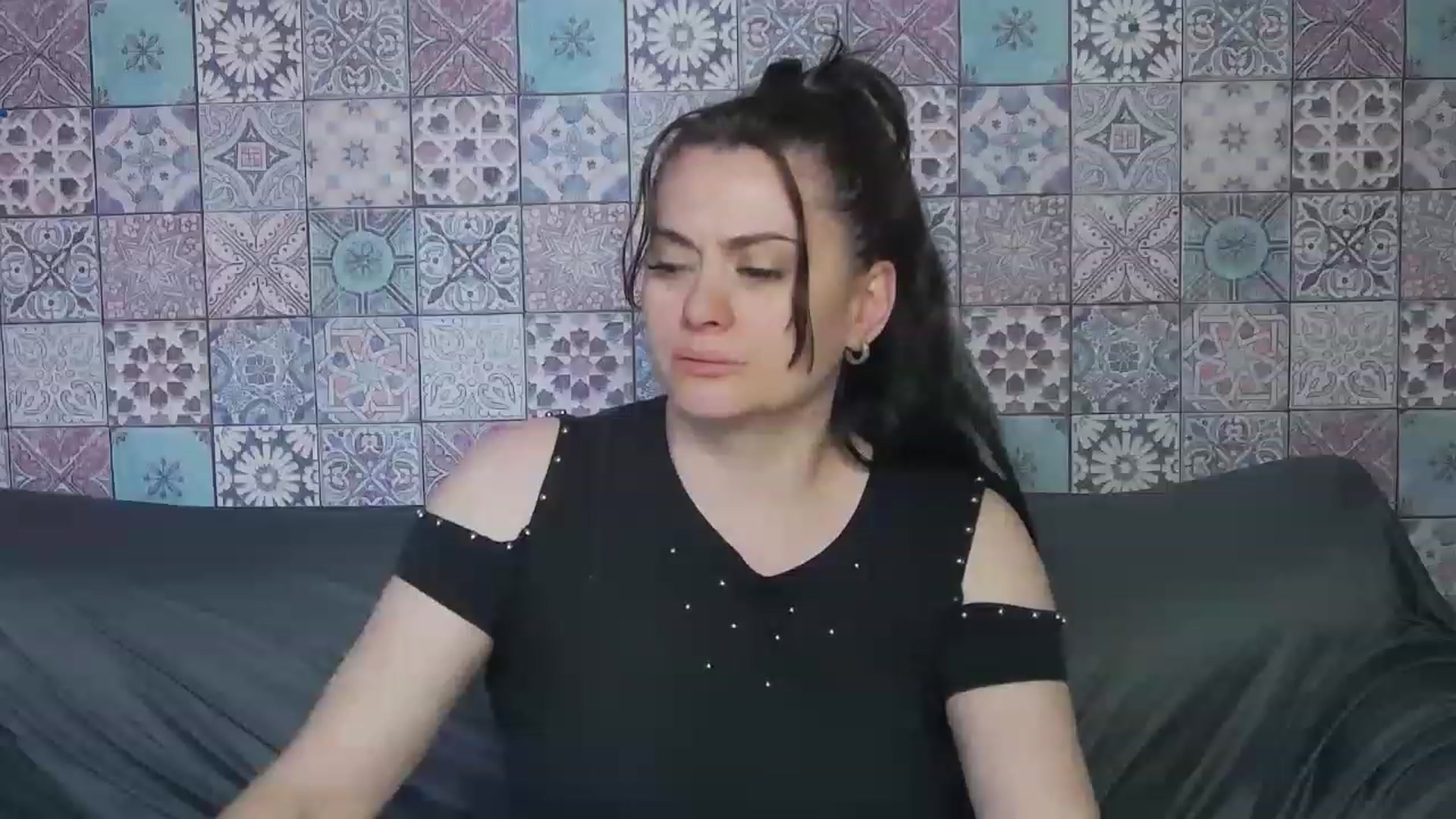 Gallery image thumbnail from ForeverChic's myfreecams stream on, 06/15/2023, 10:11 image 6 of 20
