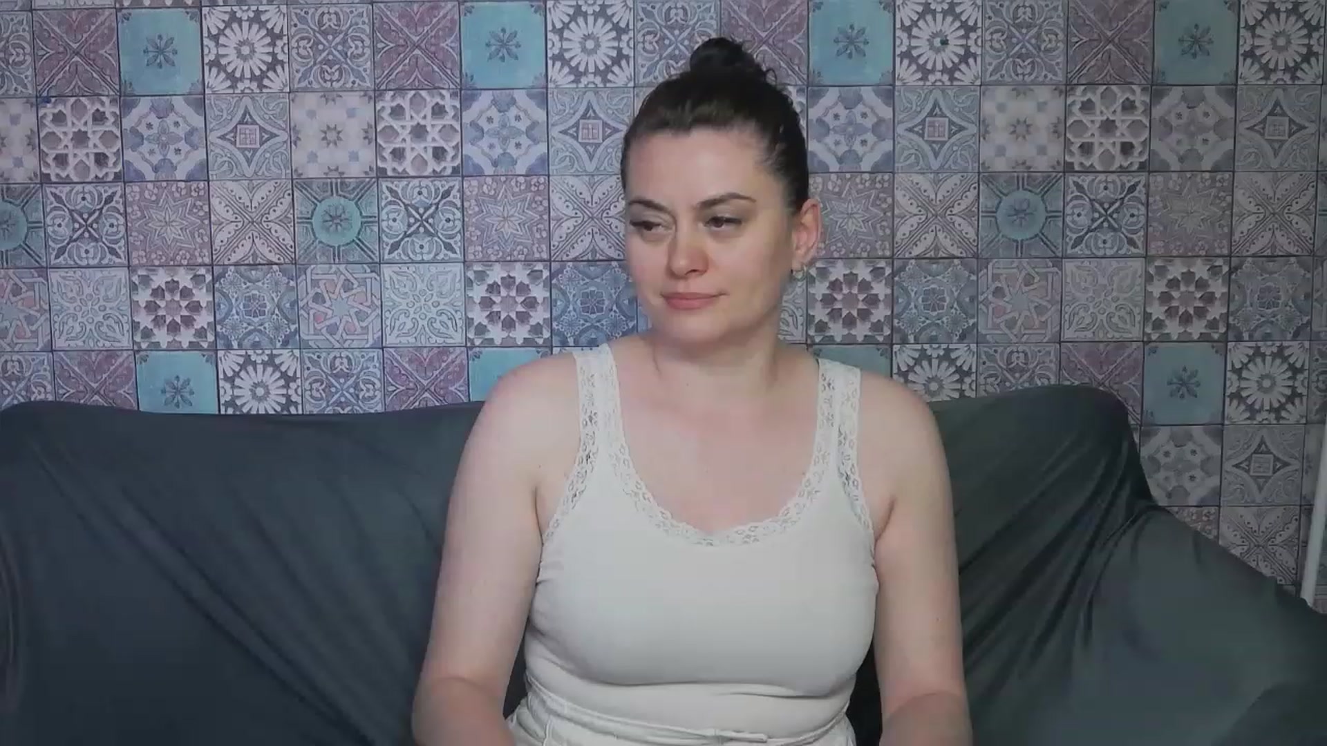 Gallery image thumbnail from ForeverChic's myfreecams stream on, 06/16/2023, 12:04 image 12 of 20