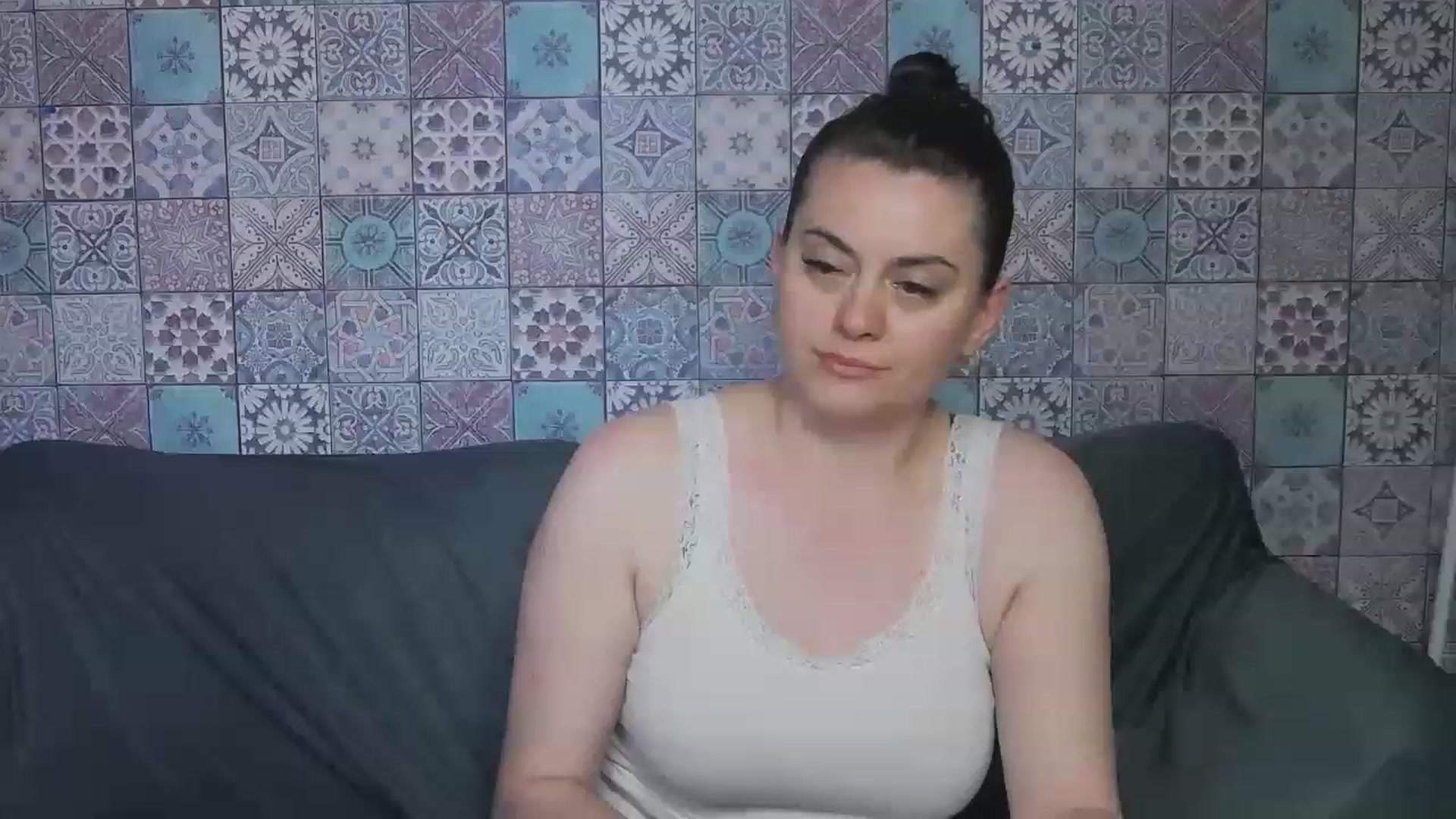 Gallery image thumbnail from ForeverChic's myfreecams stream on, 06/16/2023, 12:04 image 17 of 20