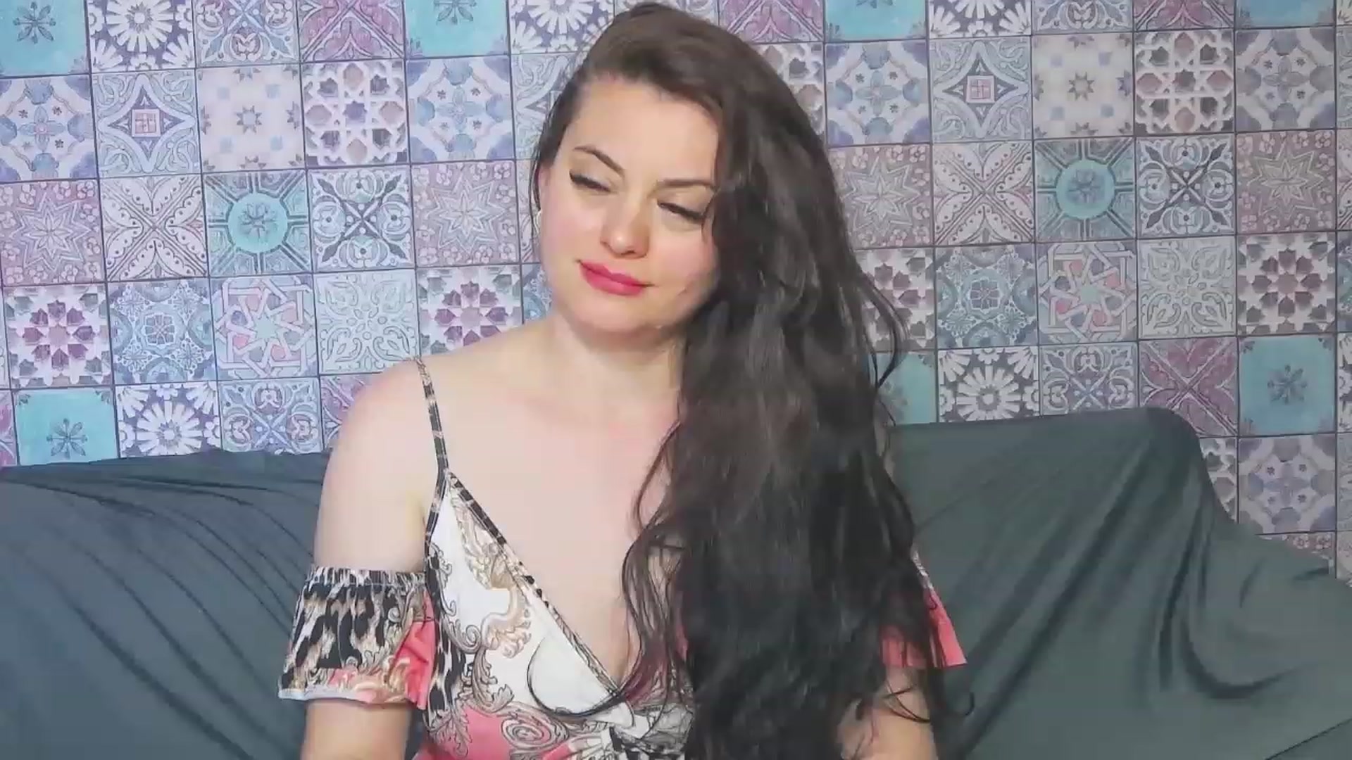 Gallery image thumbnail from ForeverChic's myfreecams stream on, 06/24/2023, 10:25 image 14 of 20