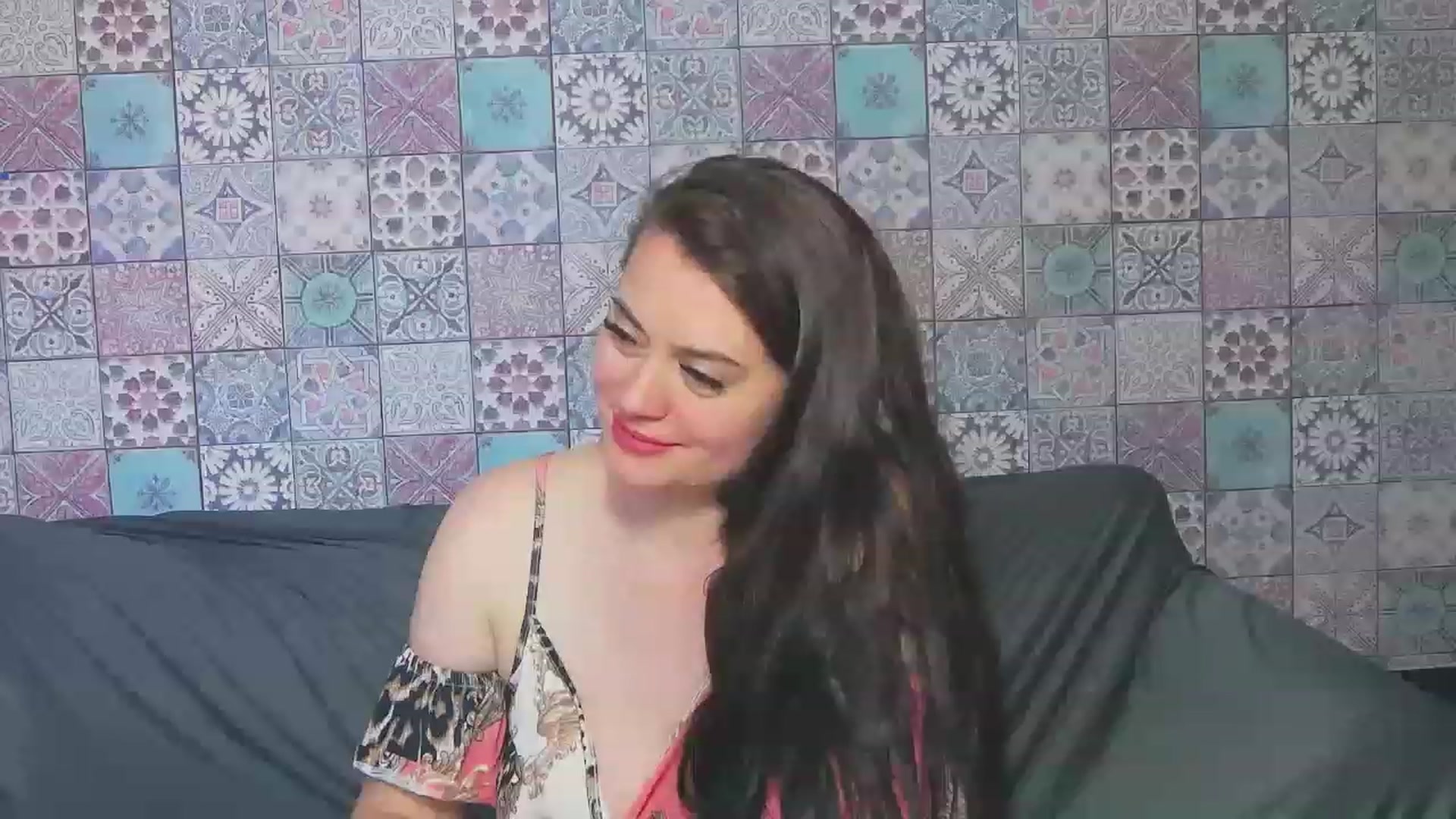 Gallery image thumbnail from ForeverChic's myfreecams stream on, 06/24/2023, 12:07 image 17 of 20