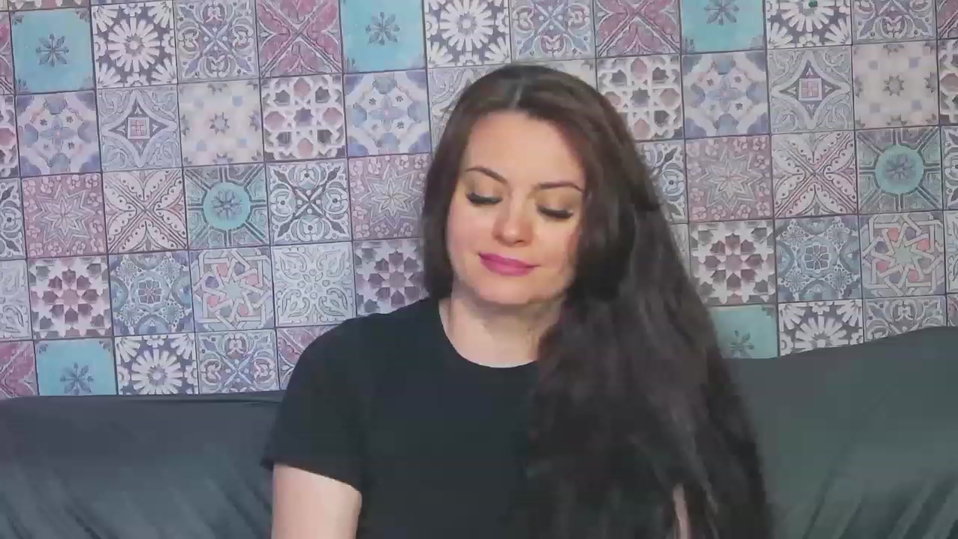 Gallery image thumbnail from ForeverChic's myfreecams stream on, 06/28/2023, 08:55 image 9 of 20
