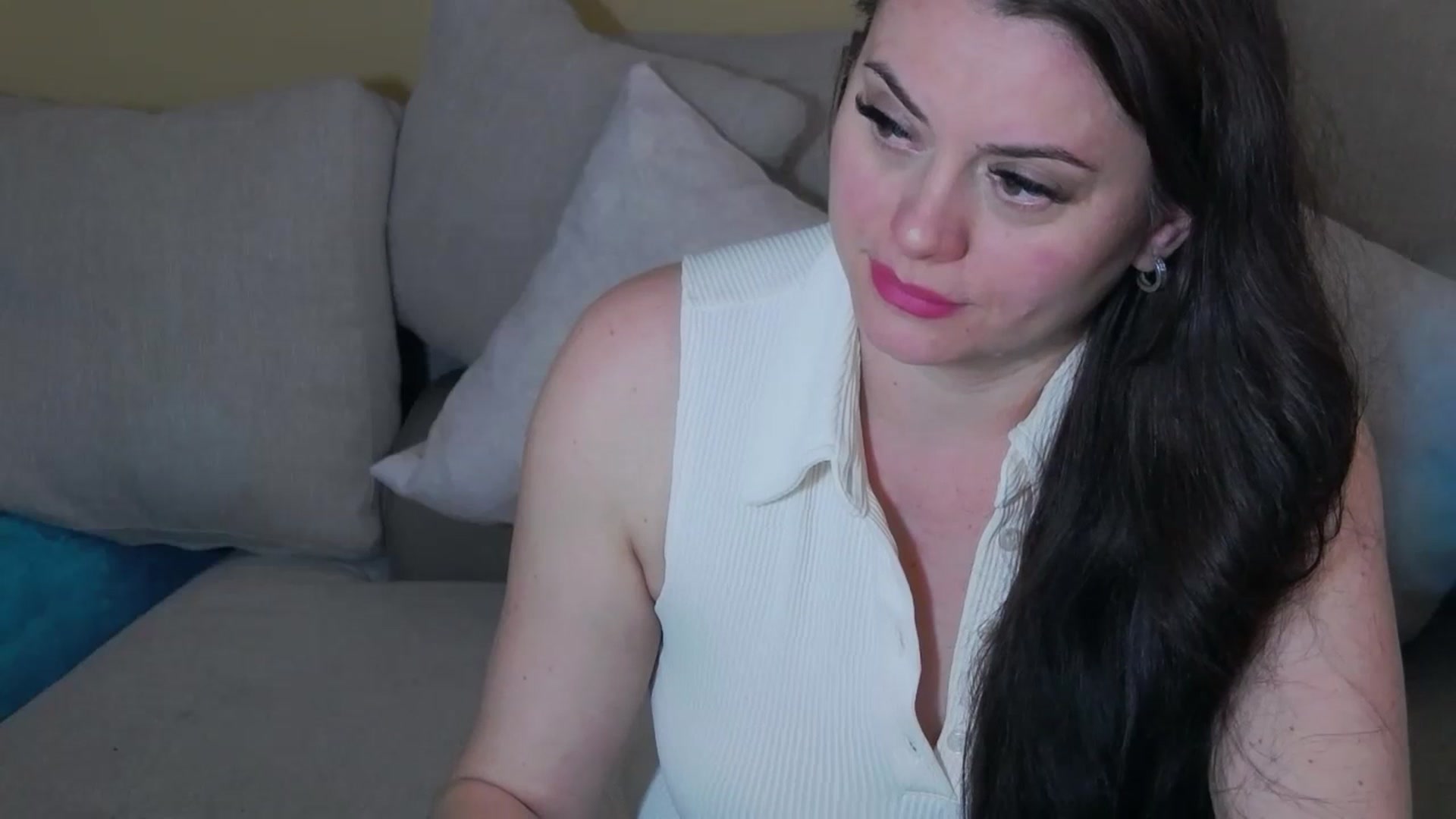 Gallery image thumbnail from ForeverChic's myfreecams stream on, 06/30/2023, 12:01 image 13 of 20