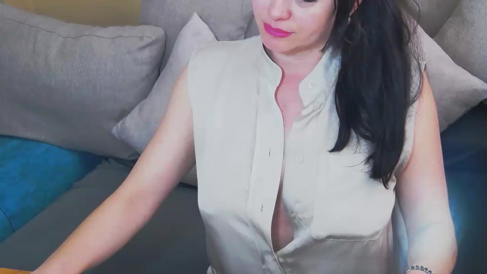 Gallery image thumbnail from ForeverChic's myfreecams stream on, 07/01/2023, 10:30 image 1 of 20