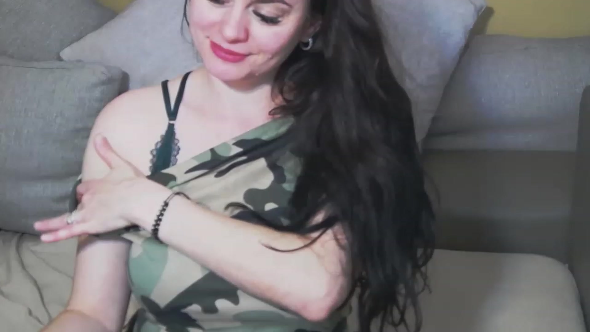 Gallery image thumbnail from ForeverChic's myfreecams stream on, 07/05/2023, 13:09 image 7 of 20
