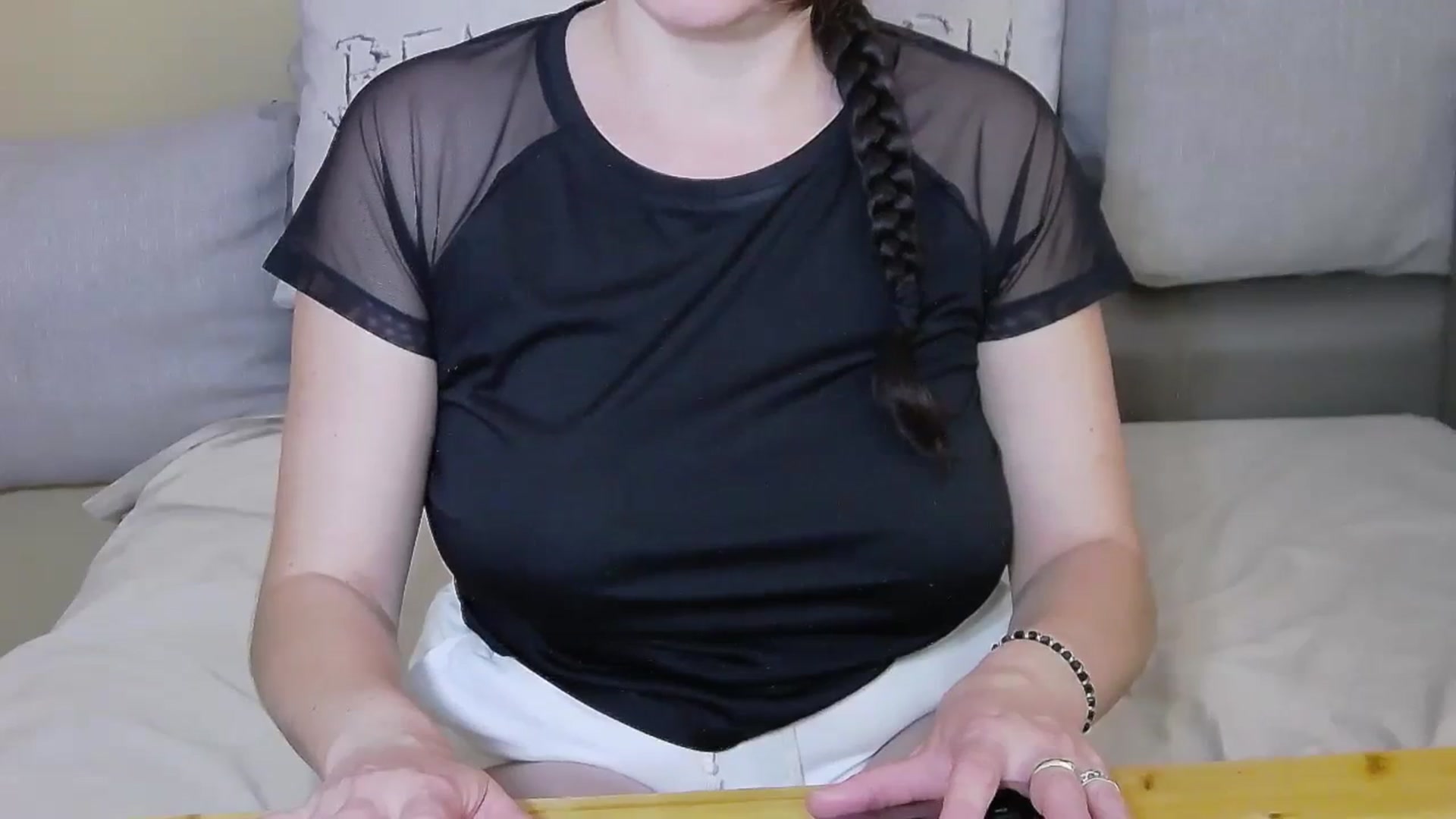 Gallery image thumbnail from ForeverChic's myfreecams stream on, 08/03/2023, 08:17 image 3 of 20
