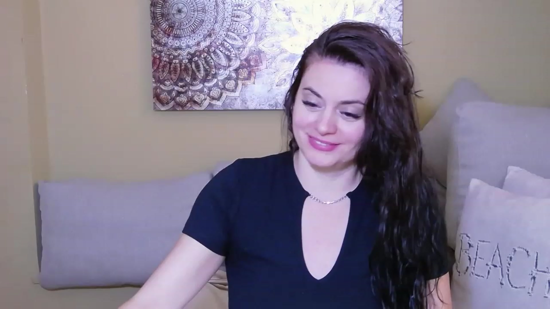 Gallery image thumbnail from ForeverChic's myfreecams stream on, 08/10/2023, 10:33 image 1 of 20