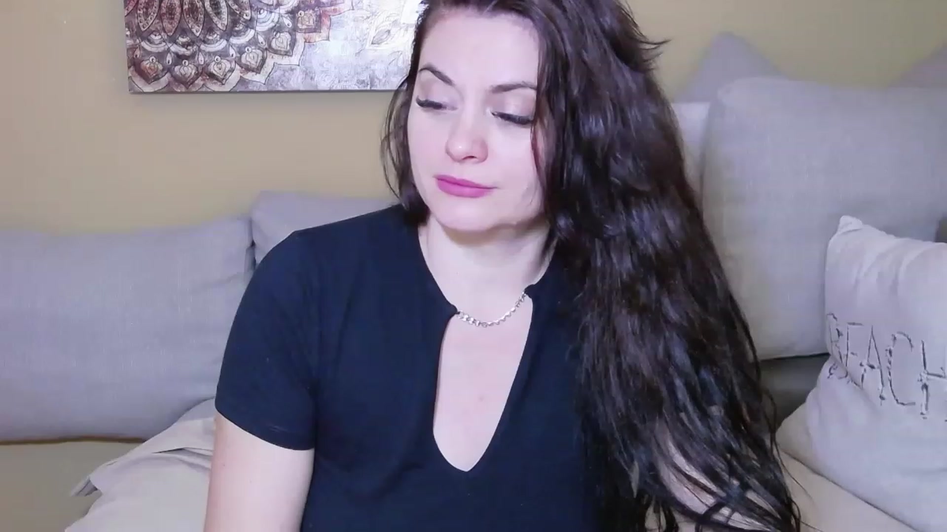 Gallery image thumbnail from ForeverChic's myfreecams stream on, 08/10/2023, 10:33 image 19 of 20